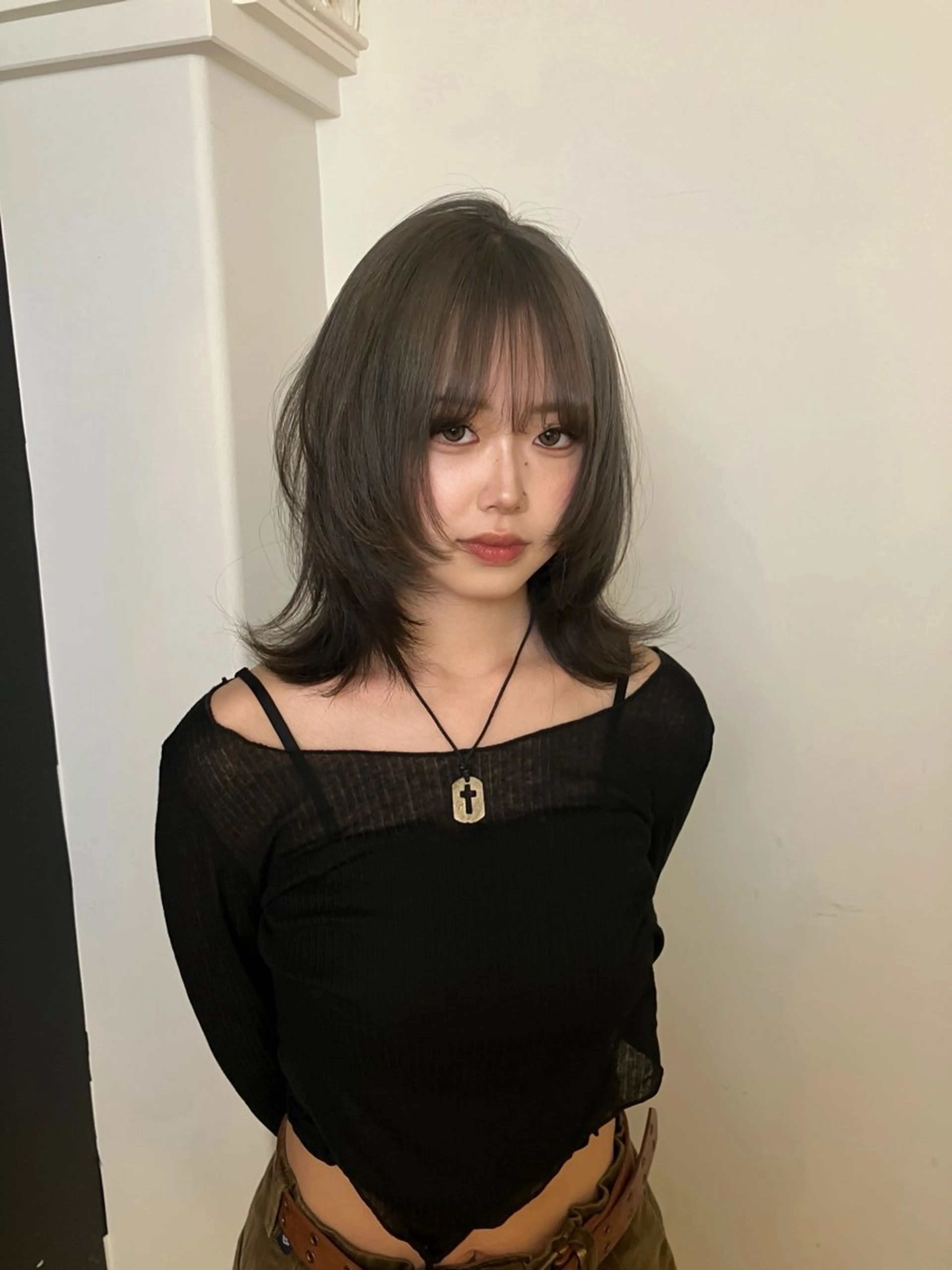 ミディアム カラー ベージュカラー グレージュ オリーブベージュ オリーブグレージュ オリーブグレー ヘアカラー トリートメント Hanaka @hwndorのヘアスタイル