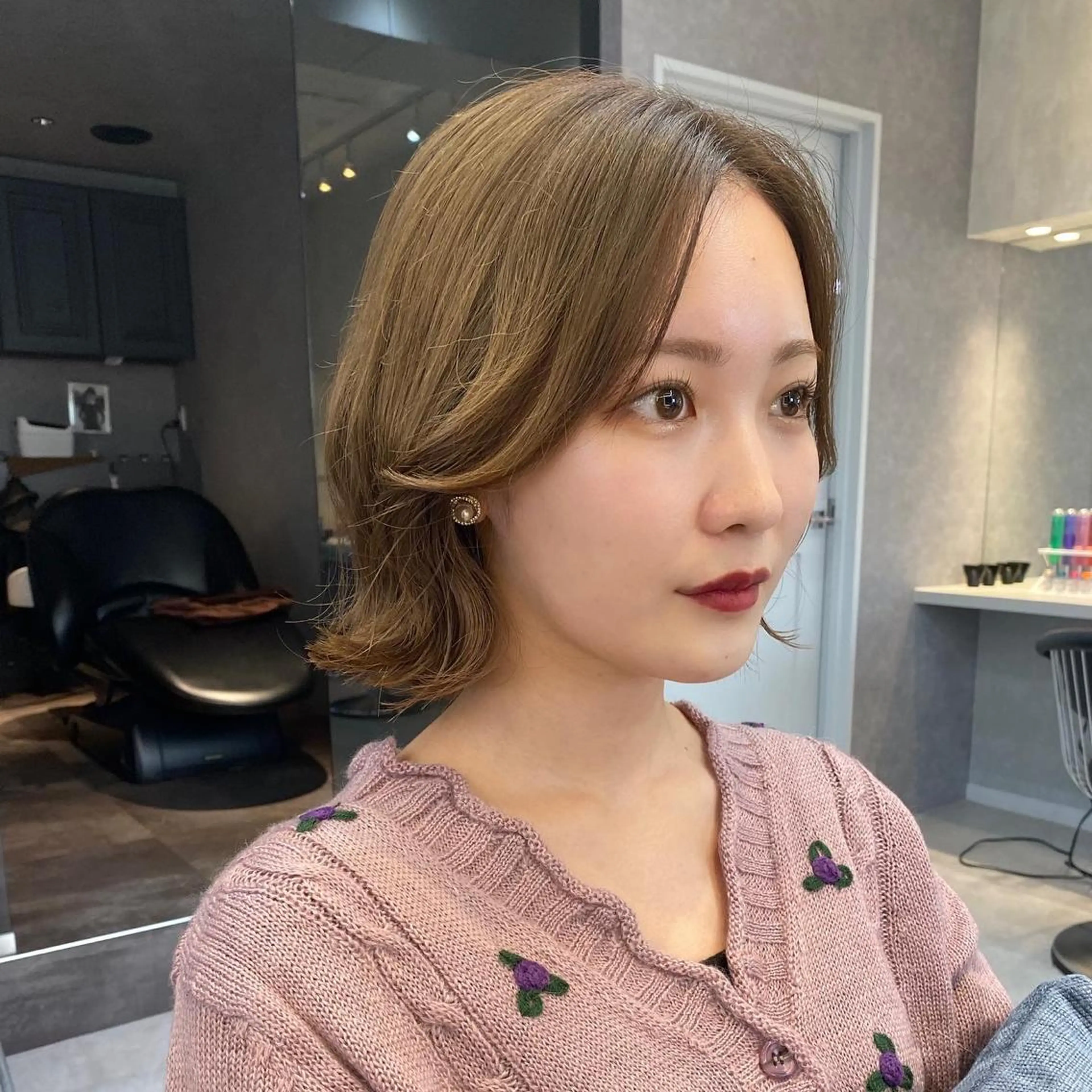 ミディアム ボブ くびれヘア レイヤーと顔まわり 大好き❣️関口拓馬のヘアスタイル