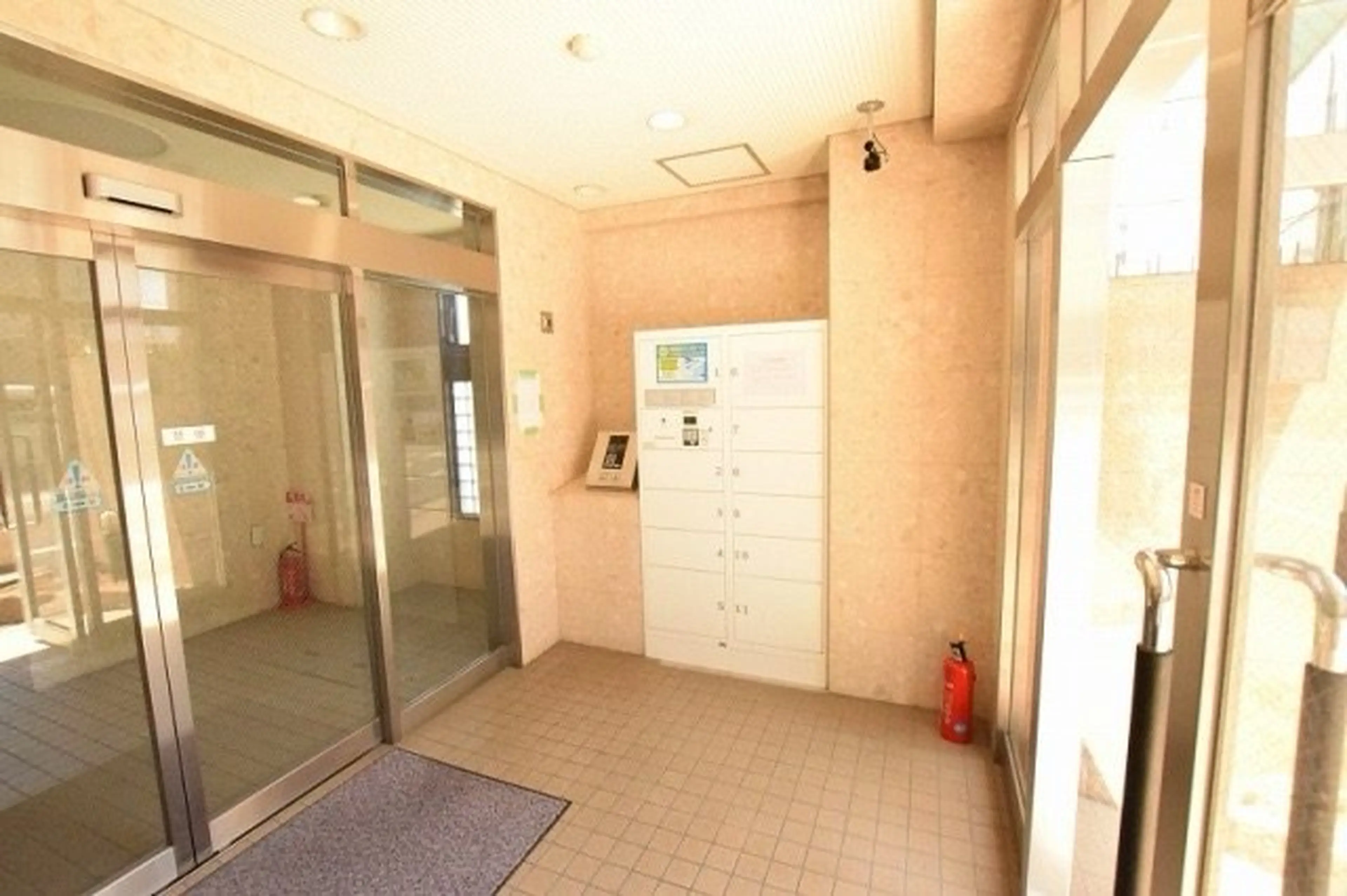 ル・プランジェの内観・外観2