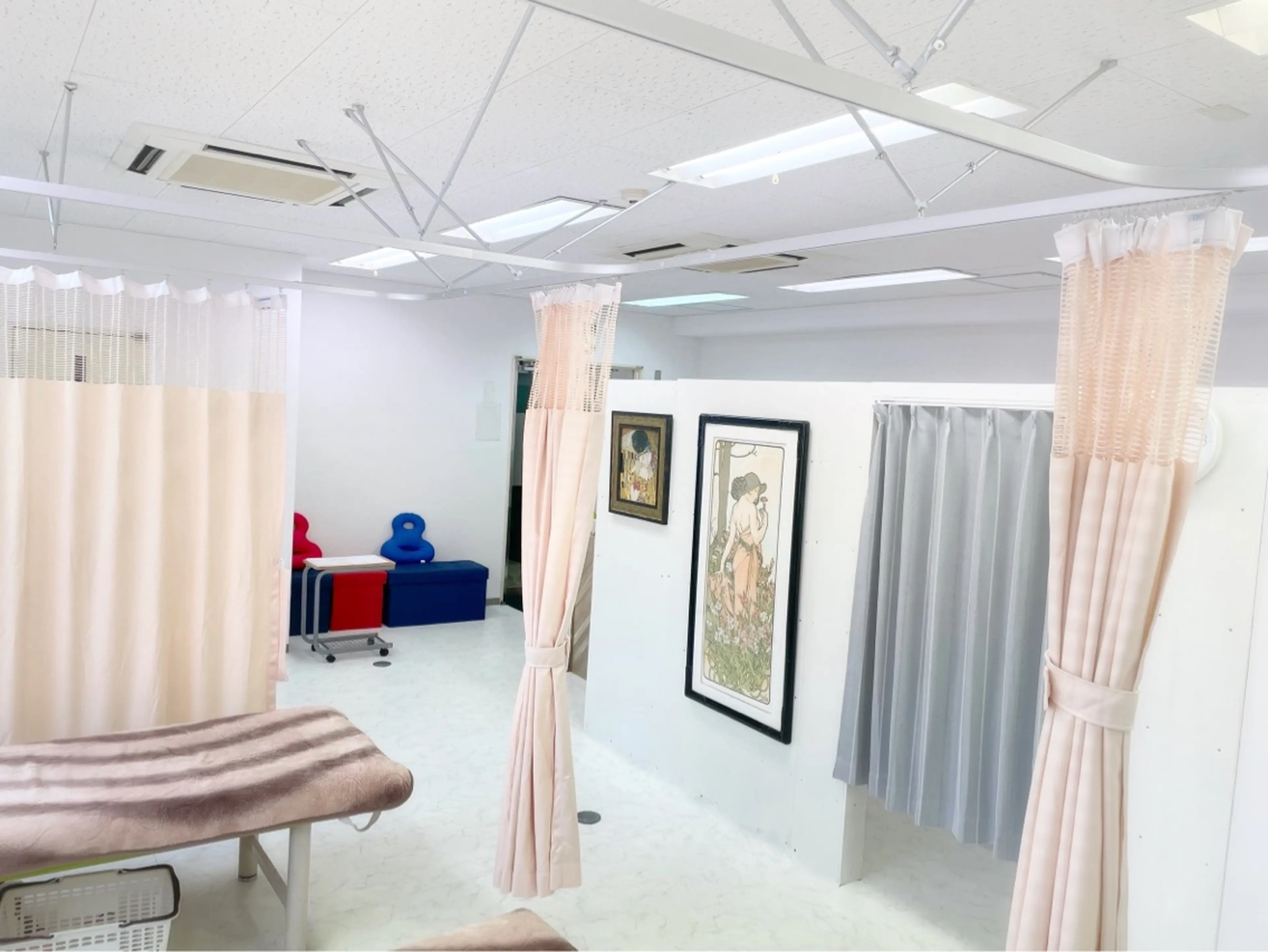 SOUBIANの内観・外観2