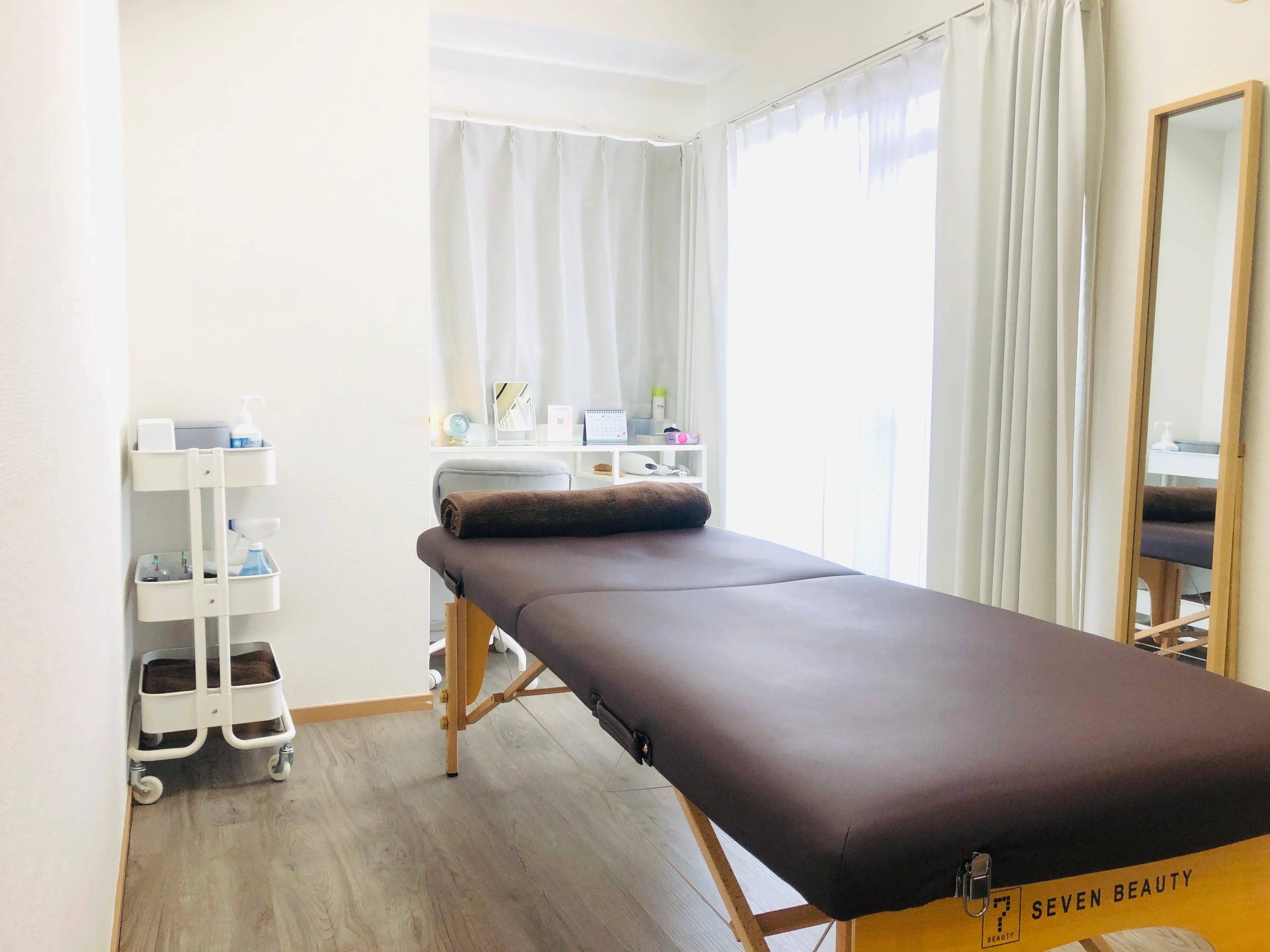 ikaru 美容整体の内観・外観3