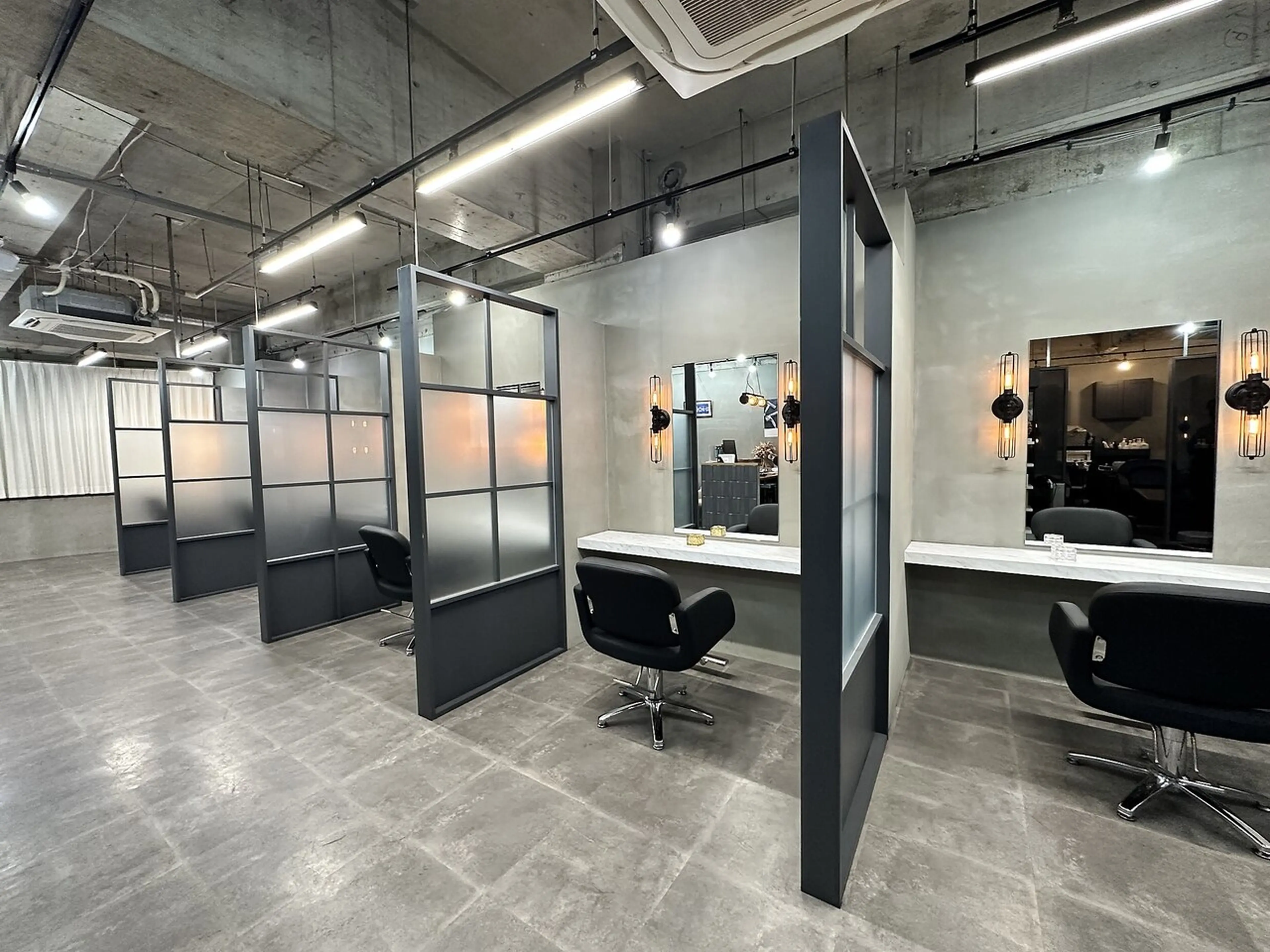 ALLEN hair広島駅前の内観・外観1