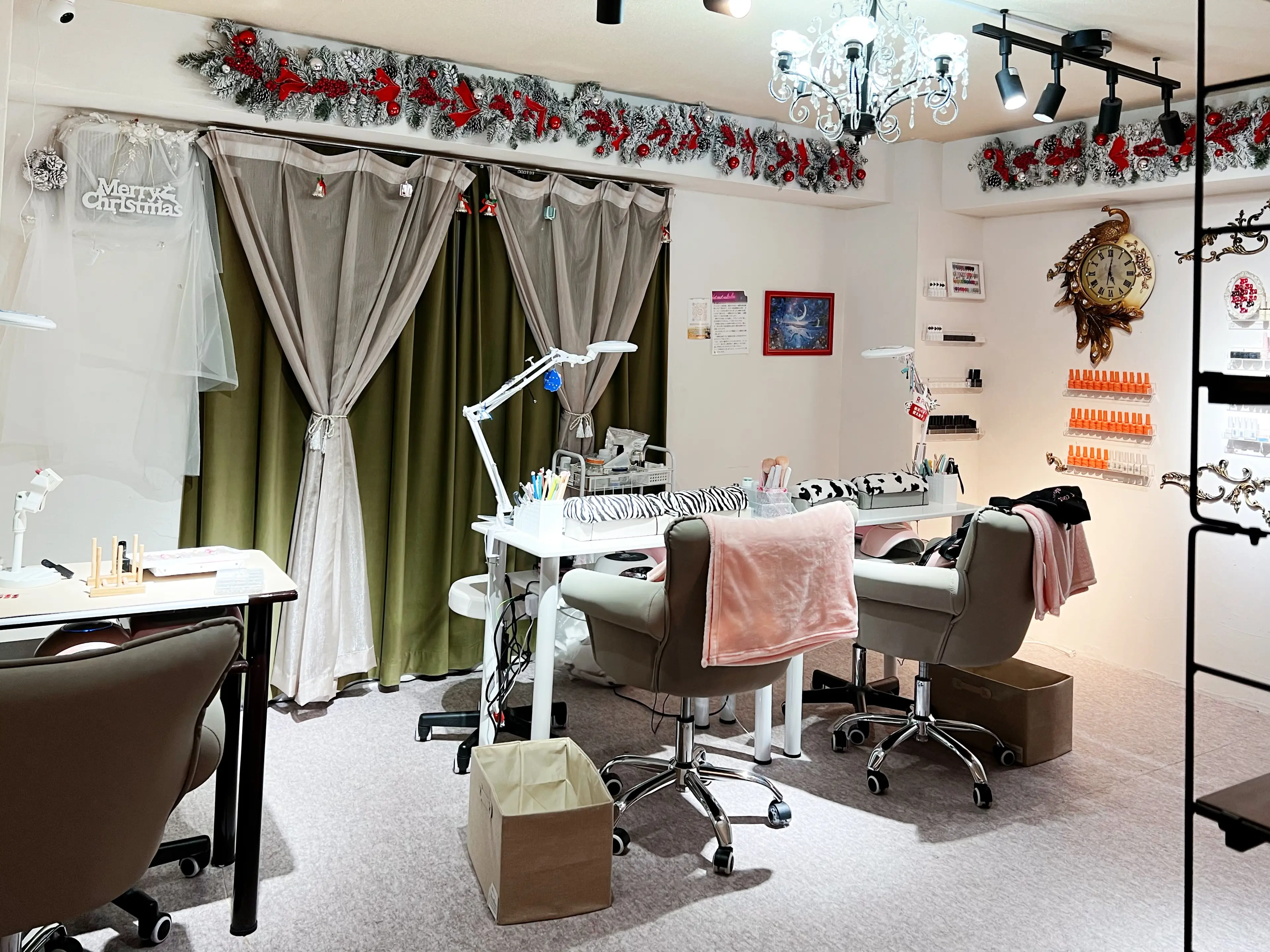 west  coast nailsalonの内観・外観2