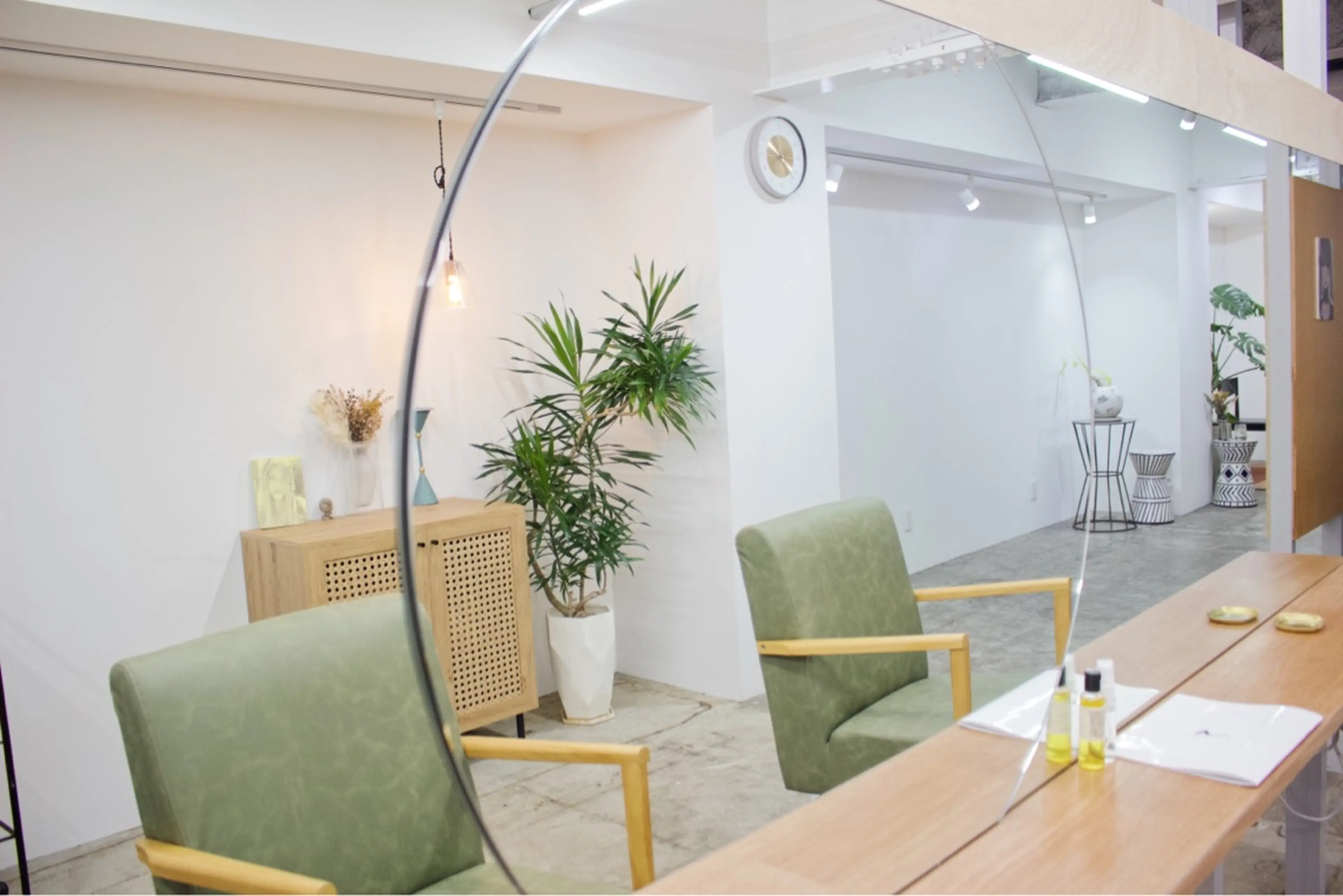 aluの内観・外観1