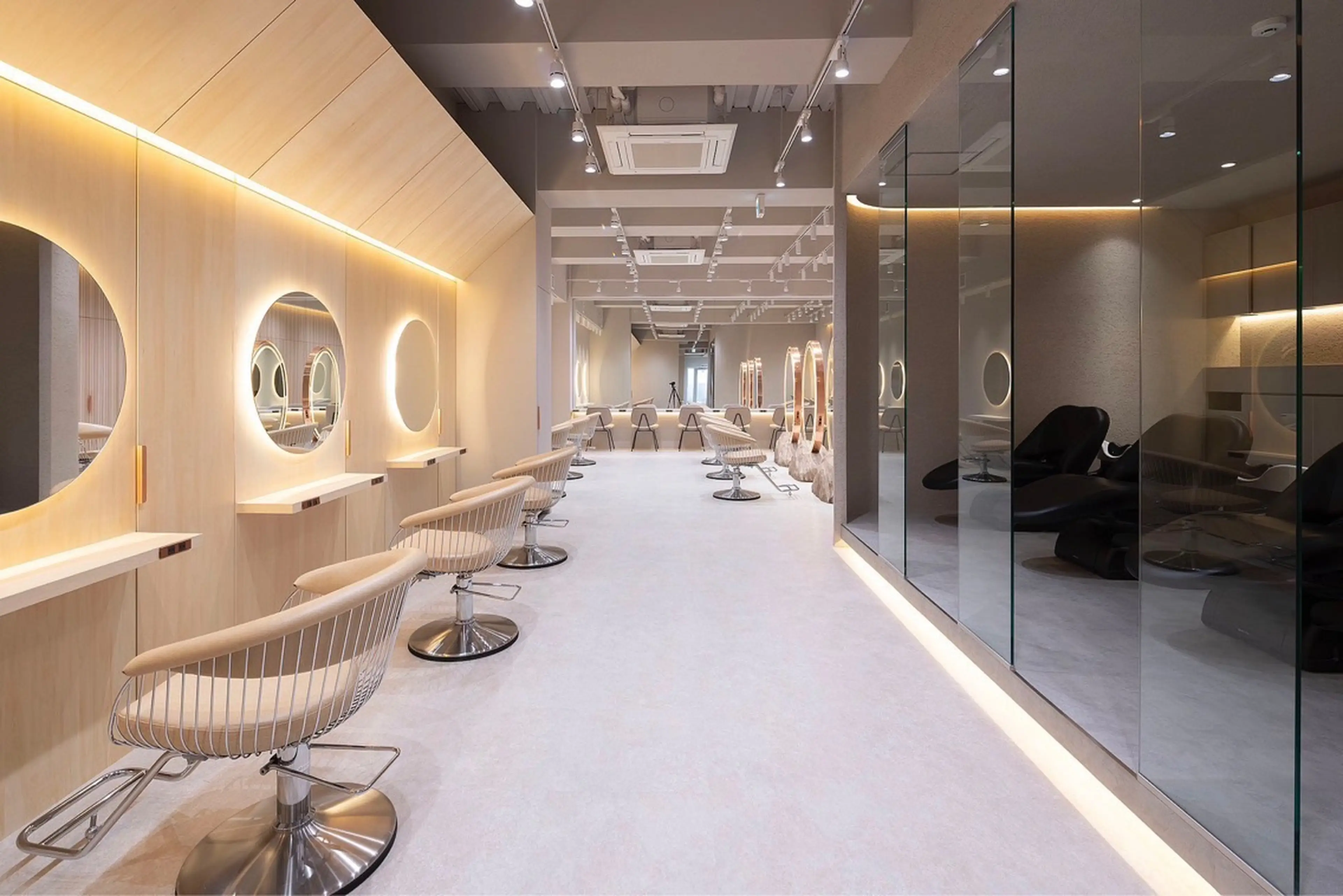 Lond ambreの内観・外観1