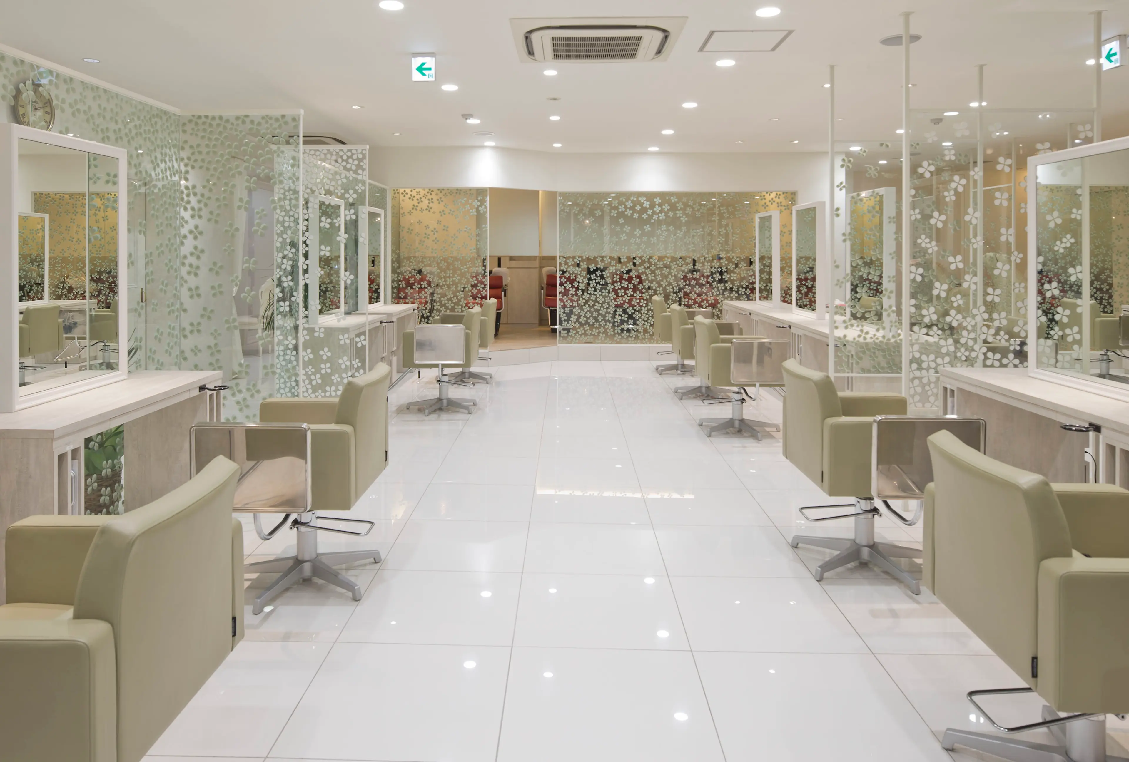 PROGRESS 中野店の内観・外観1