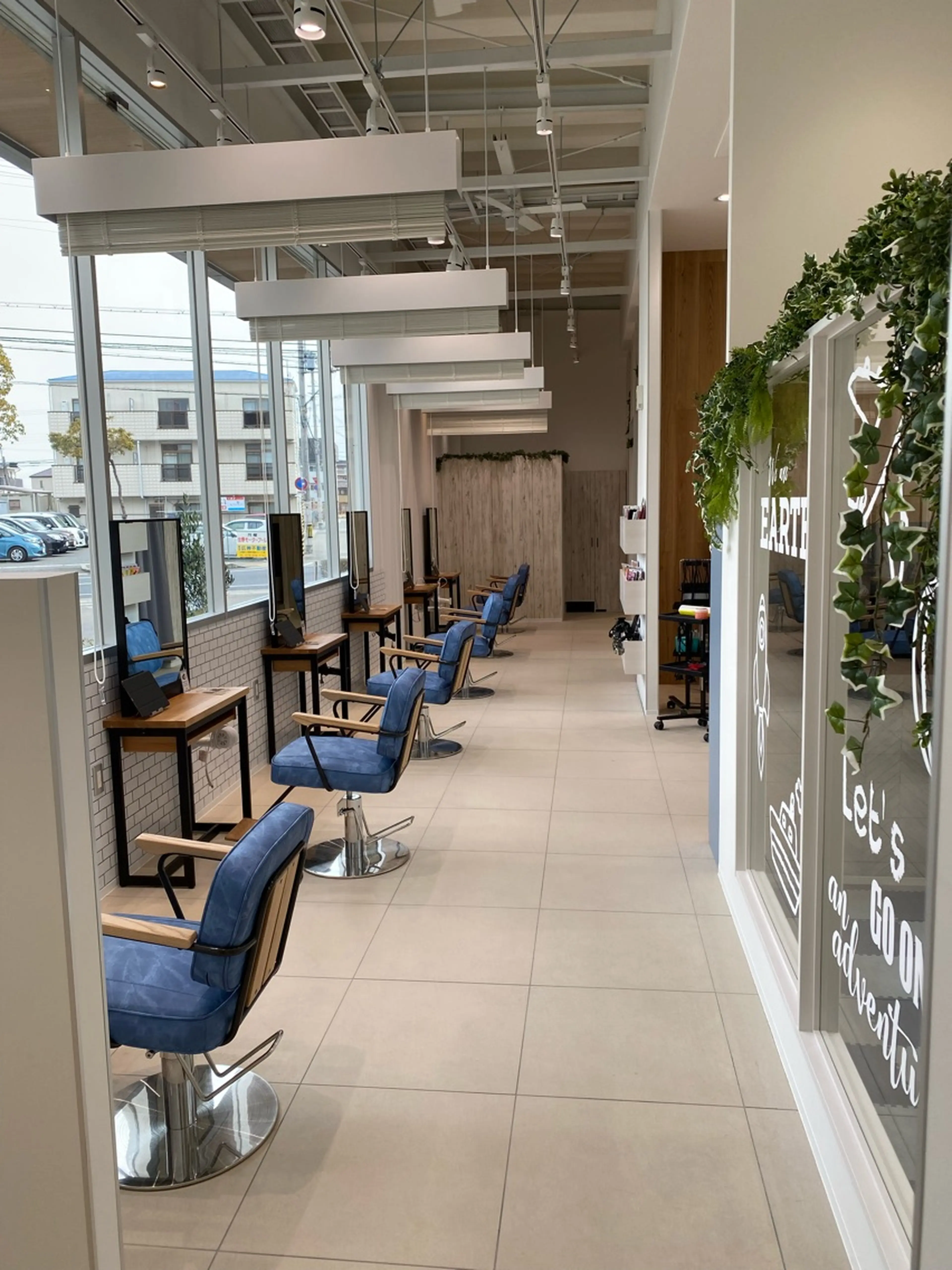 EARTH明石店の内観・外観2