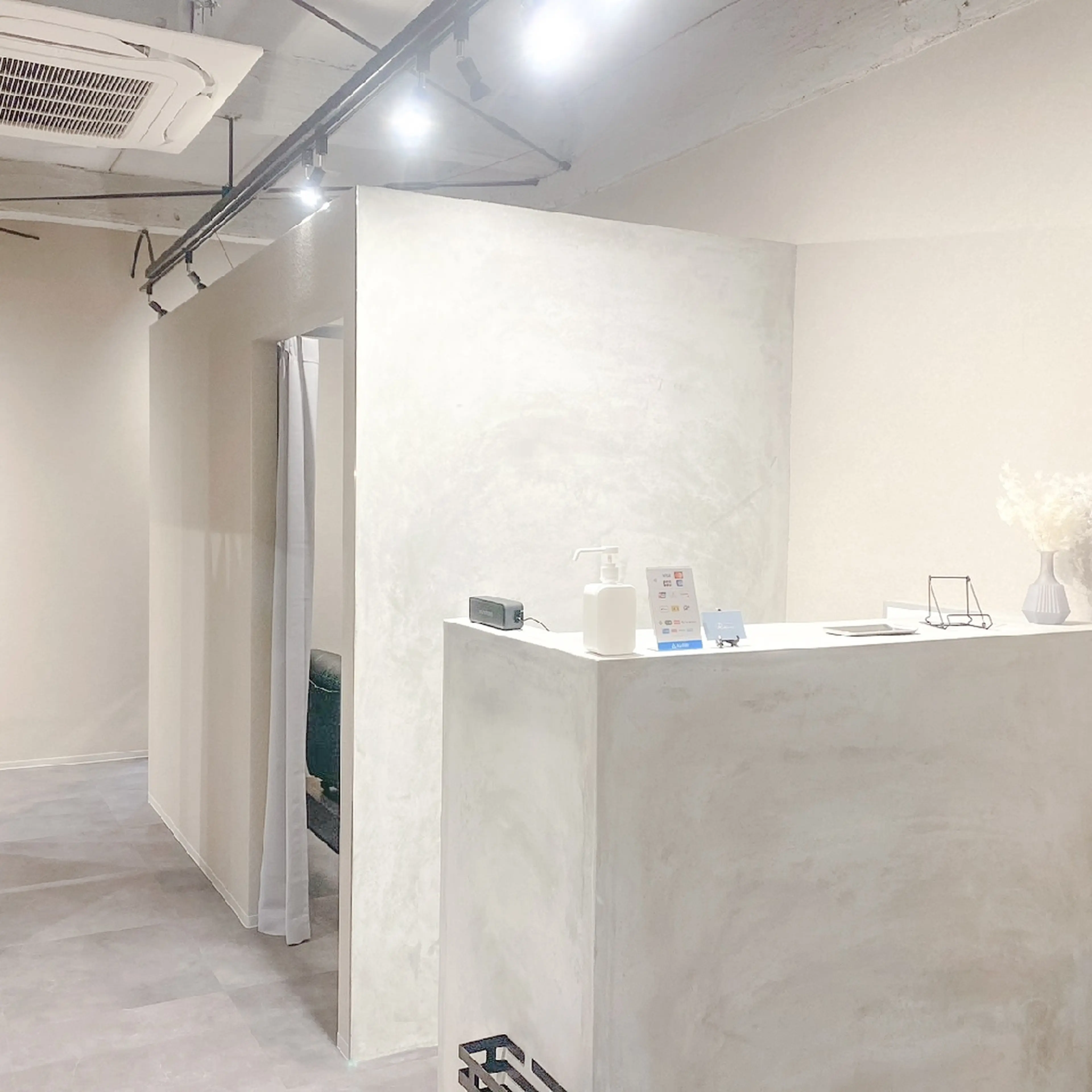 アイブロウ Rain 都城とほく店の内観・外観3