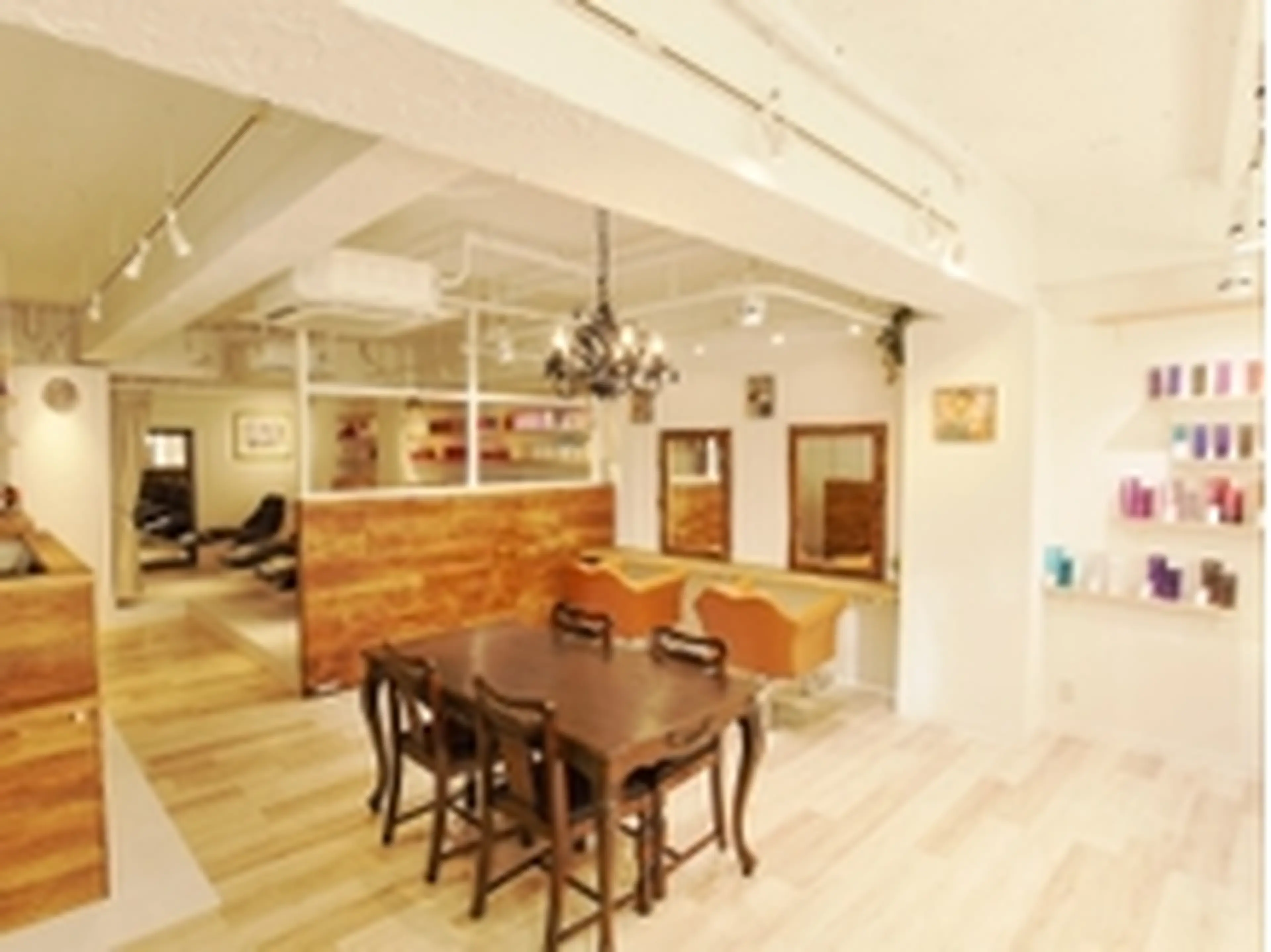 ZEST中野店の内観・外観1