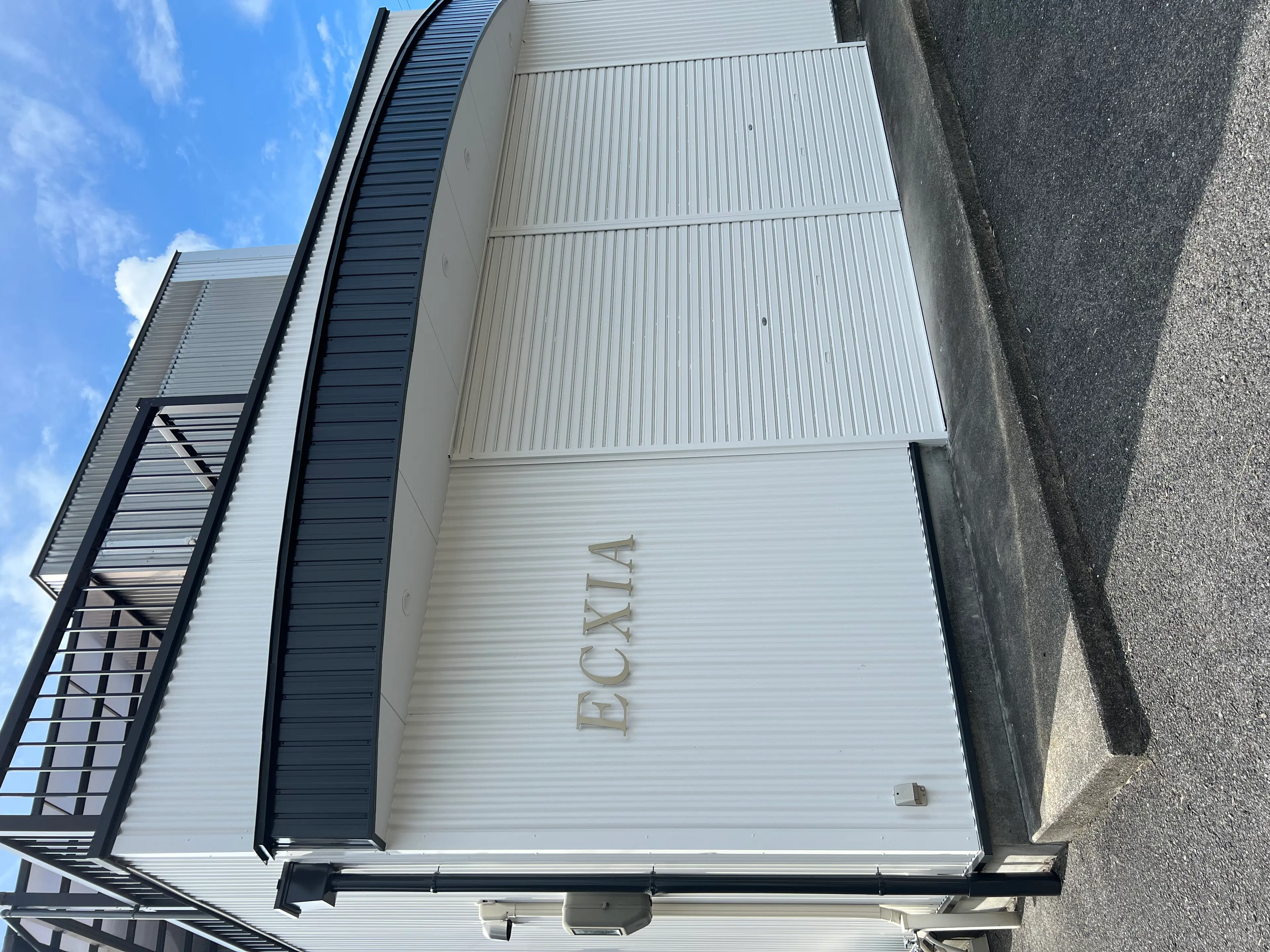 ECXIAの内観・外観3
