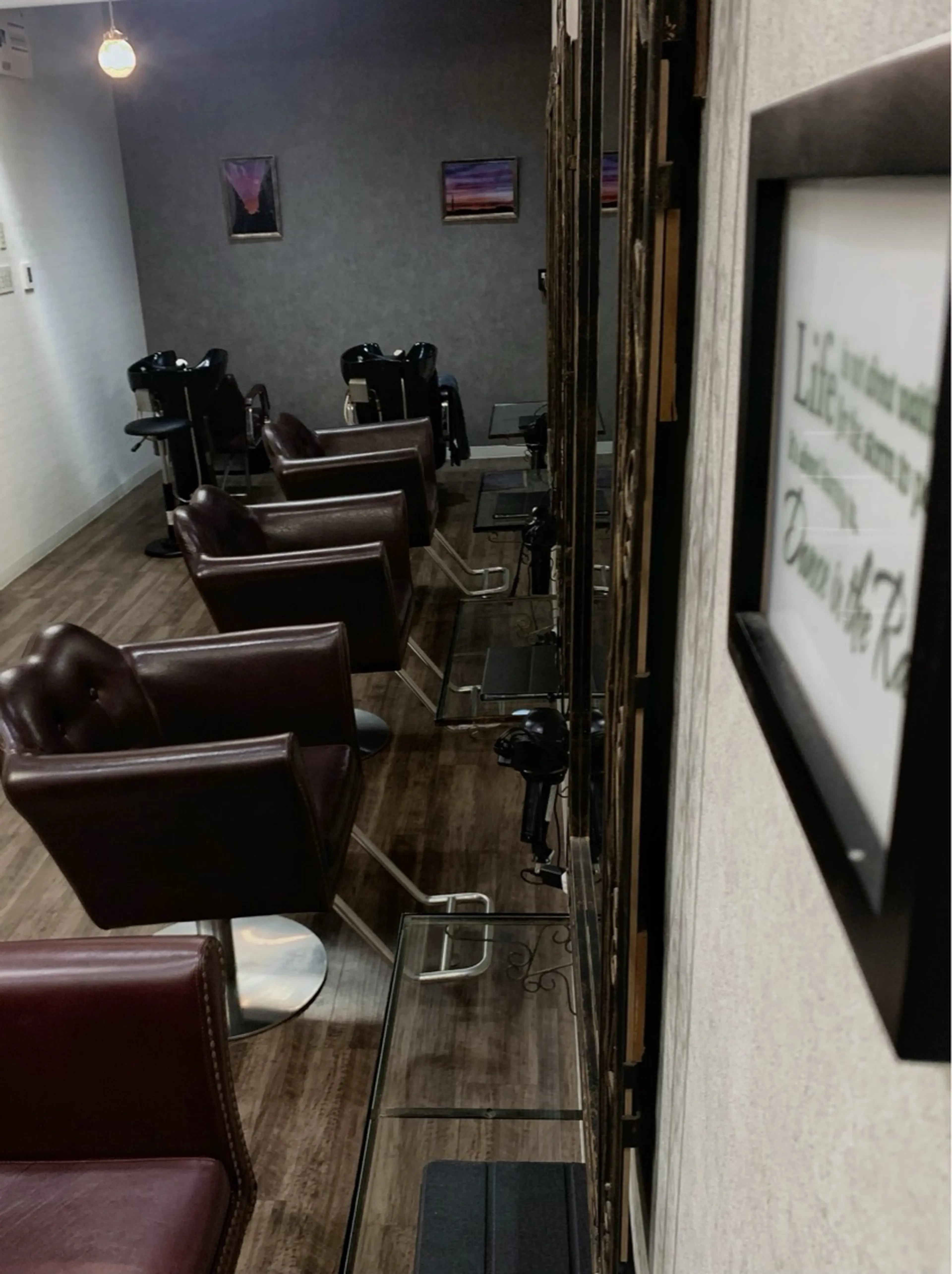 TIARA-Hair&Make-の内観・外観1