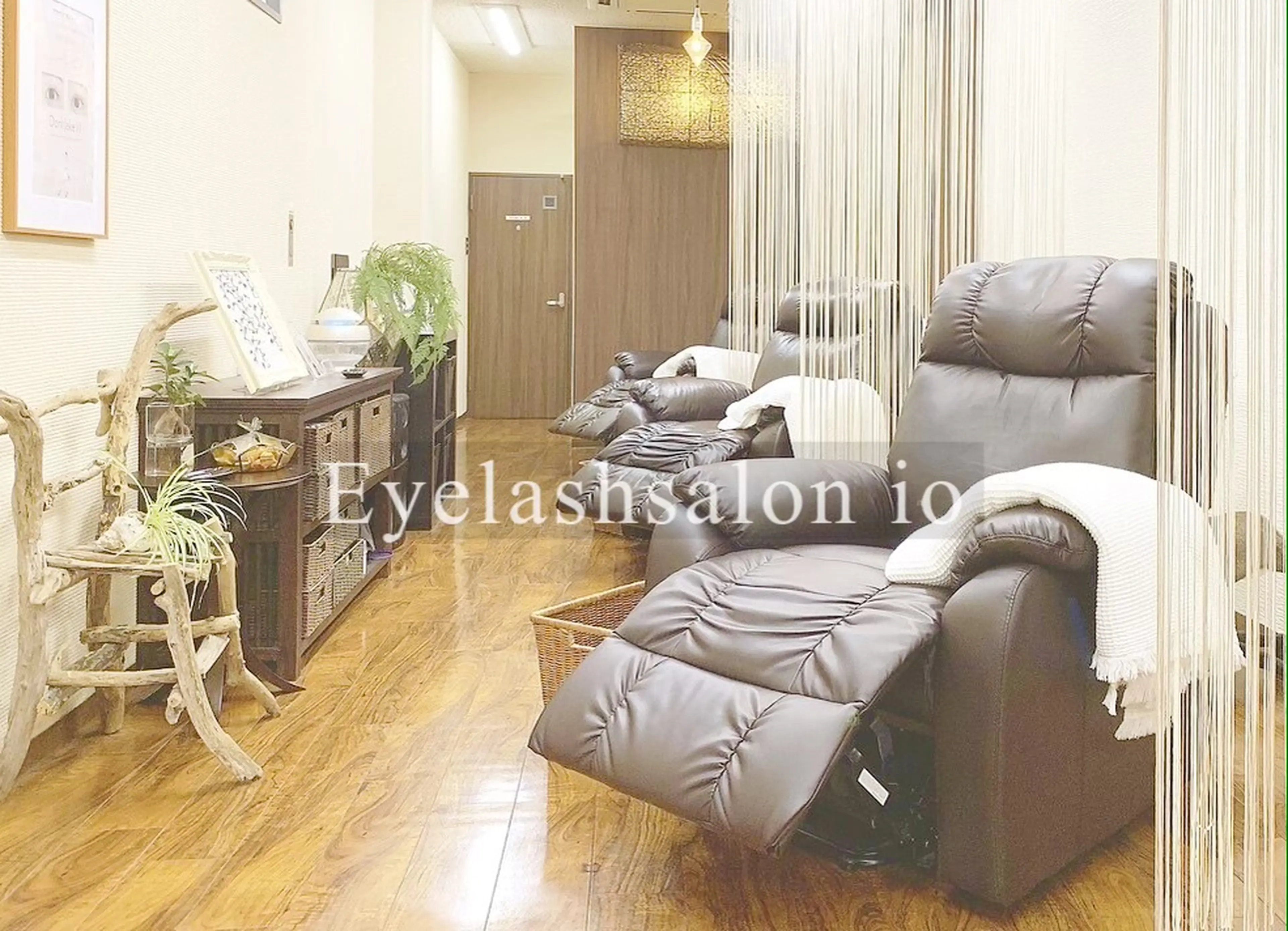 Eyelashsalon ioの内観・外観1