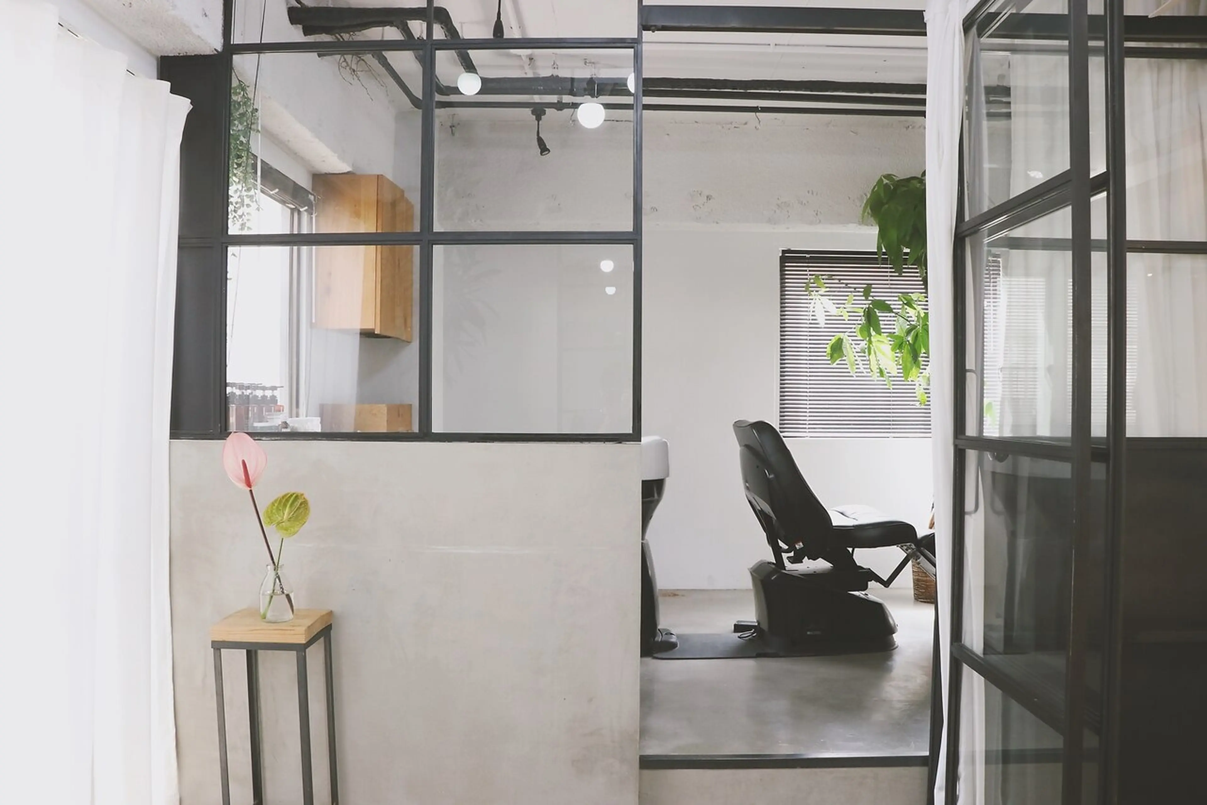 astarの内観・外観2