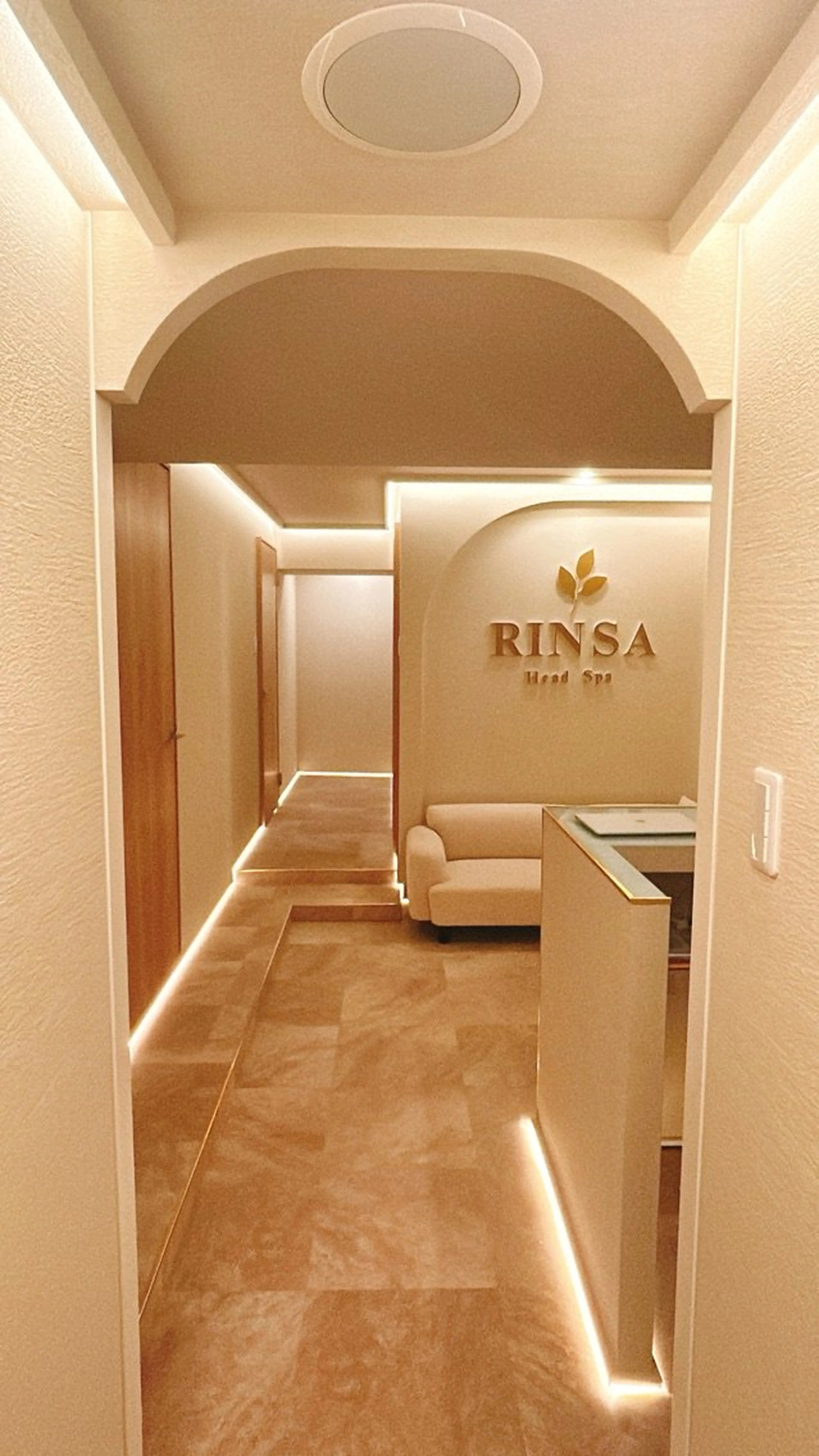 RINSA Head Spa心斎橋店の内観・外観1