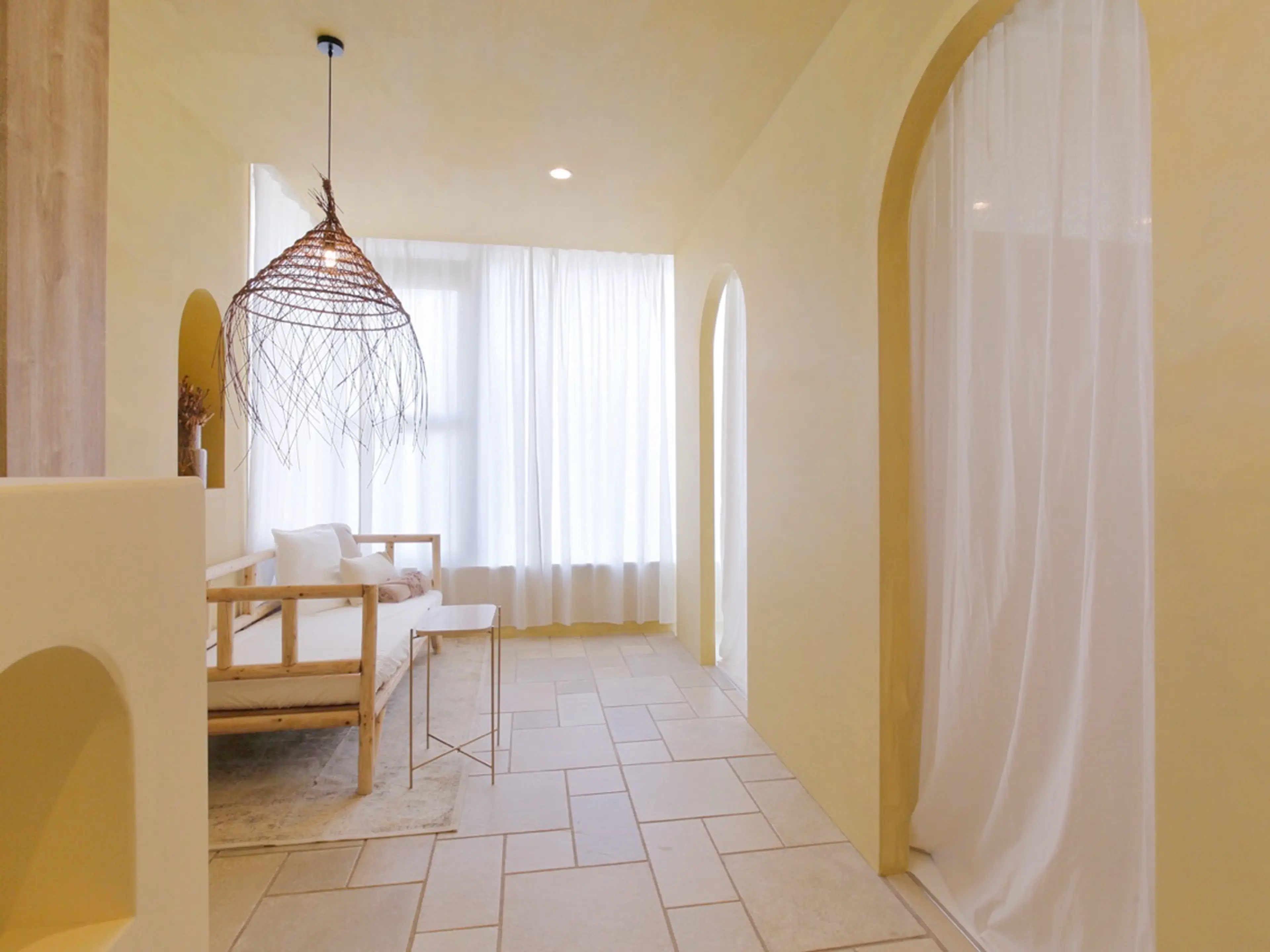 eyelashsalon Manuel【マニュエル】の内観・外観2