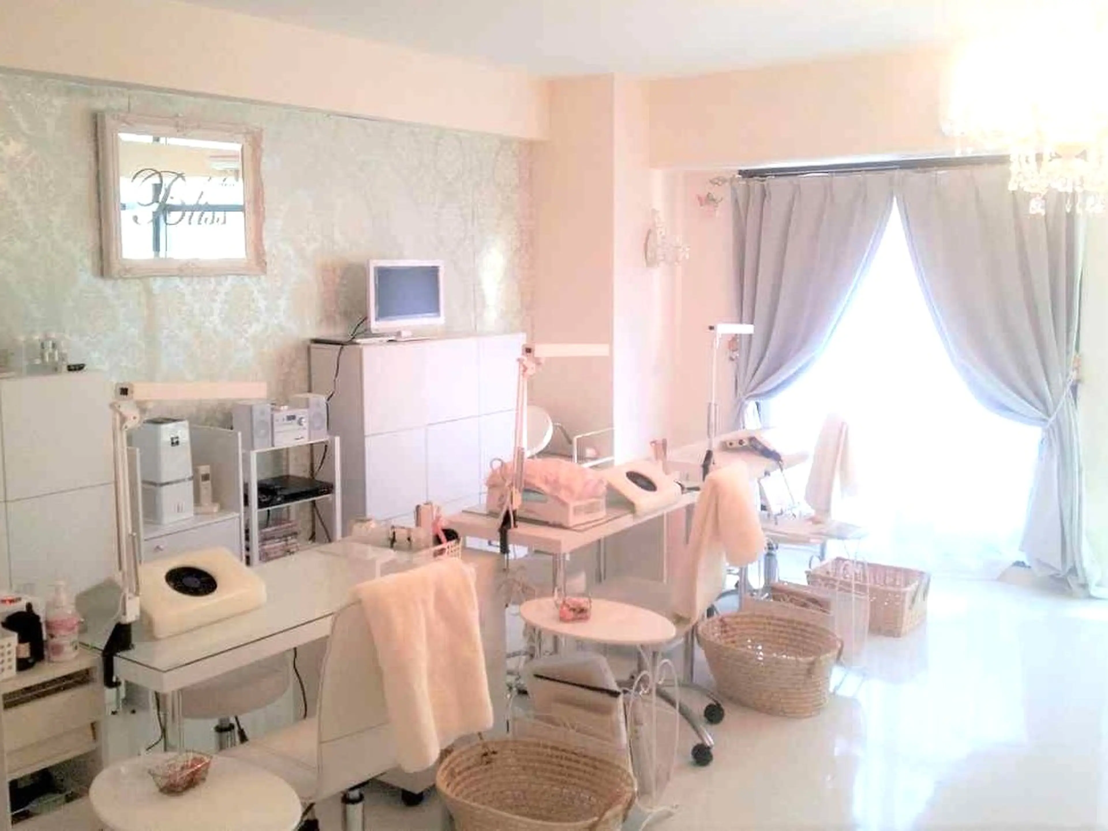 Nail salon Bliss【ネイルサロン ブリス】の内観・外観1