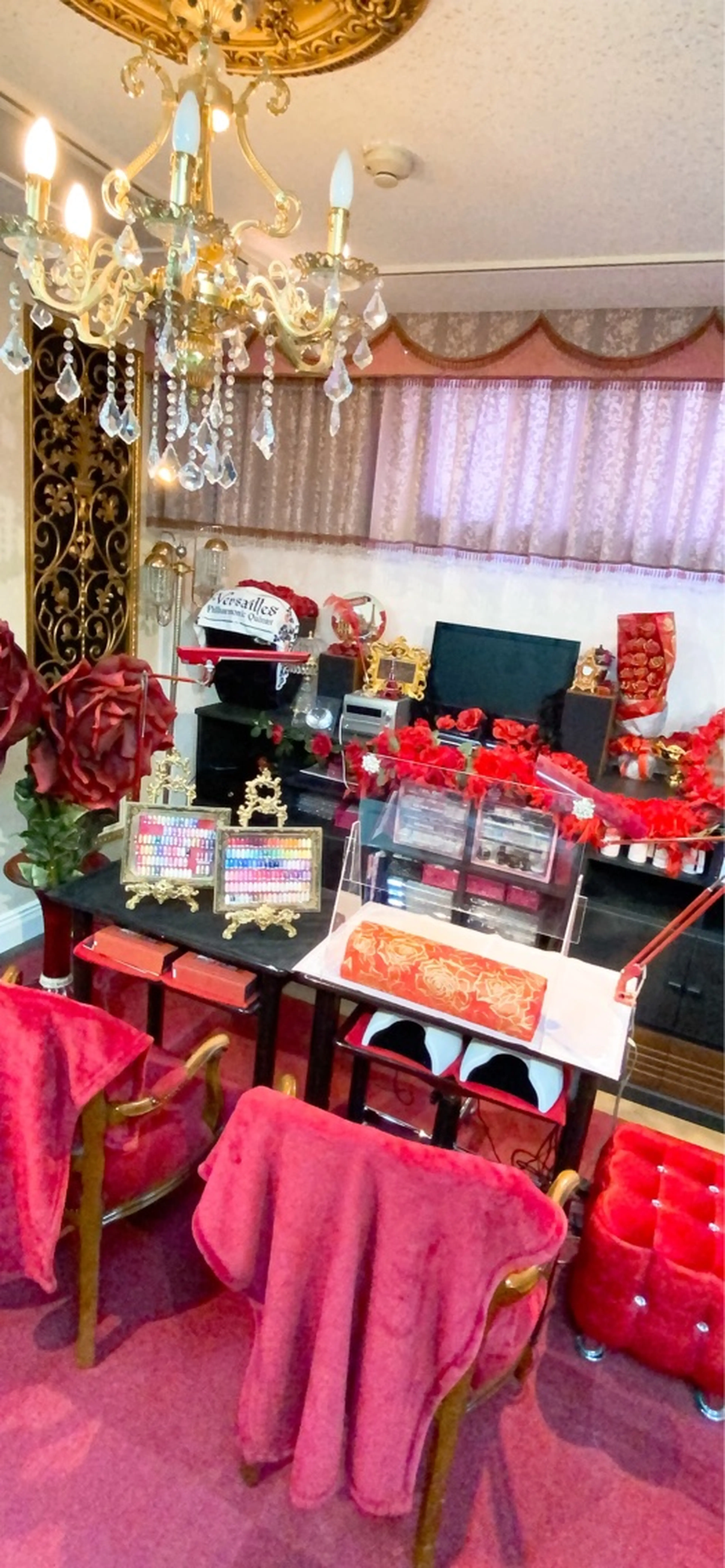 Nail Salon  Versaillesの内観・外観2