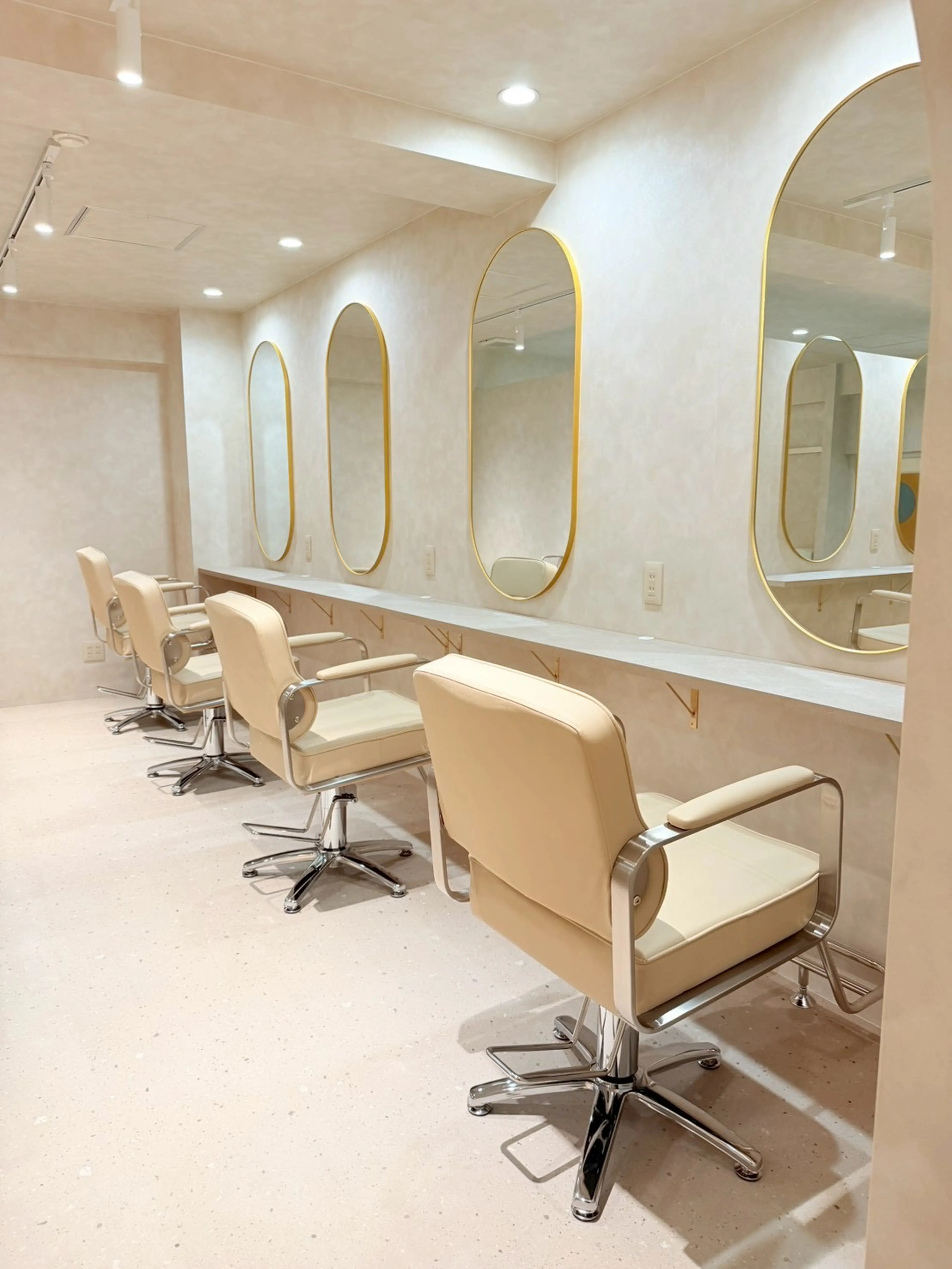 CUREの内観・外観3