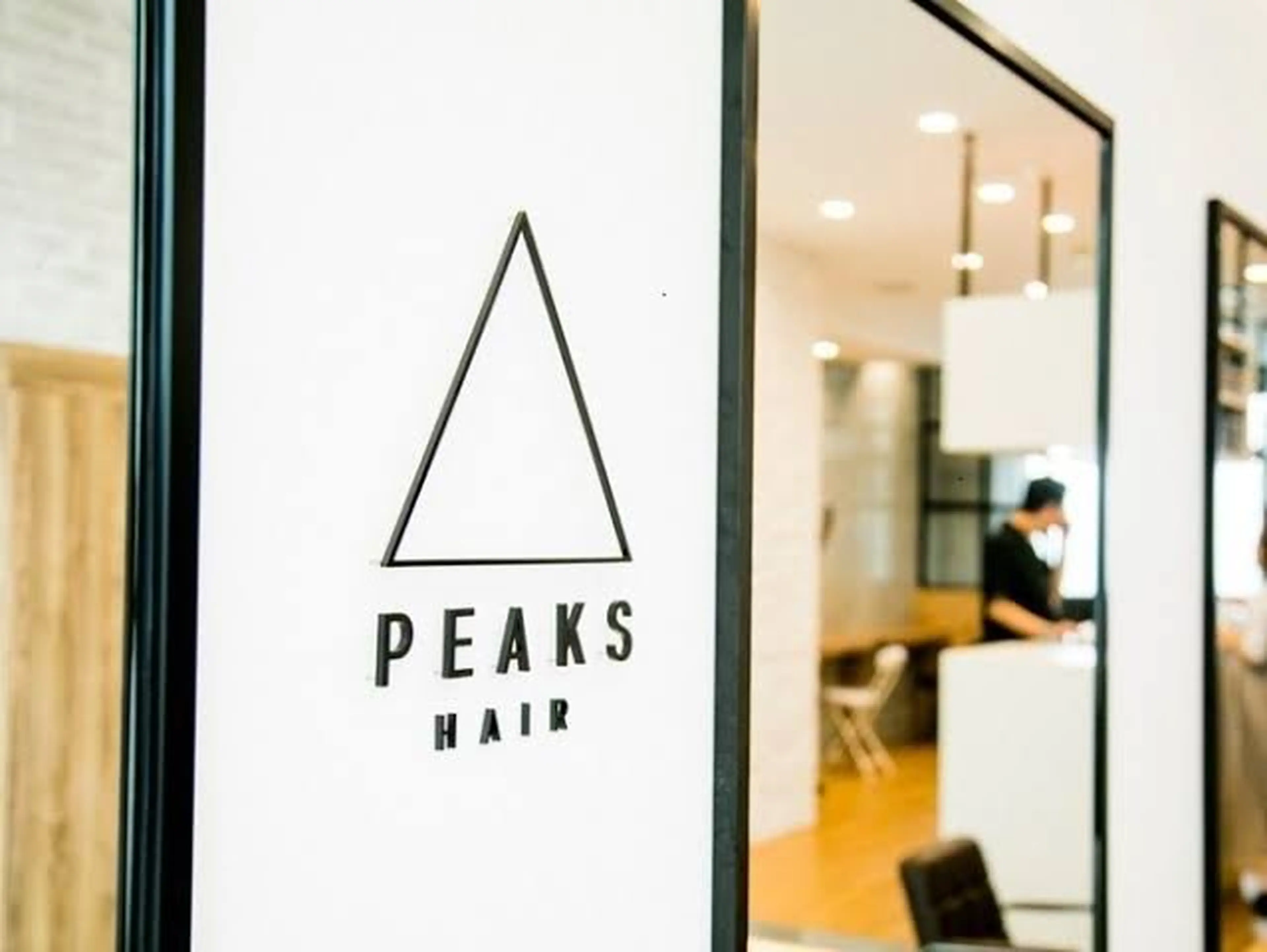 PEAKSの内観・外観2