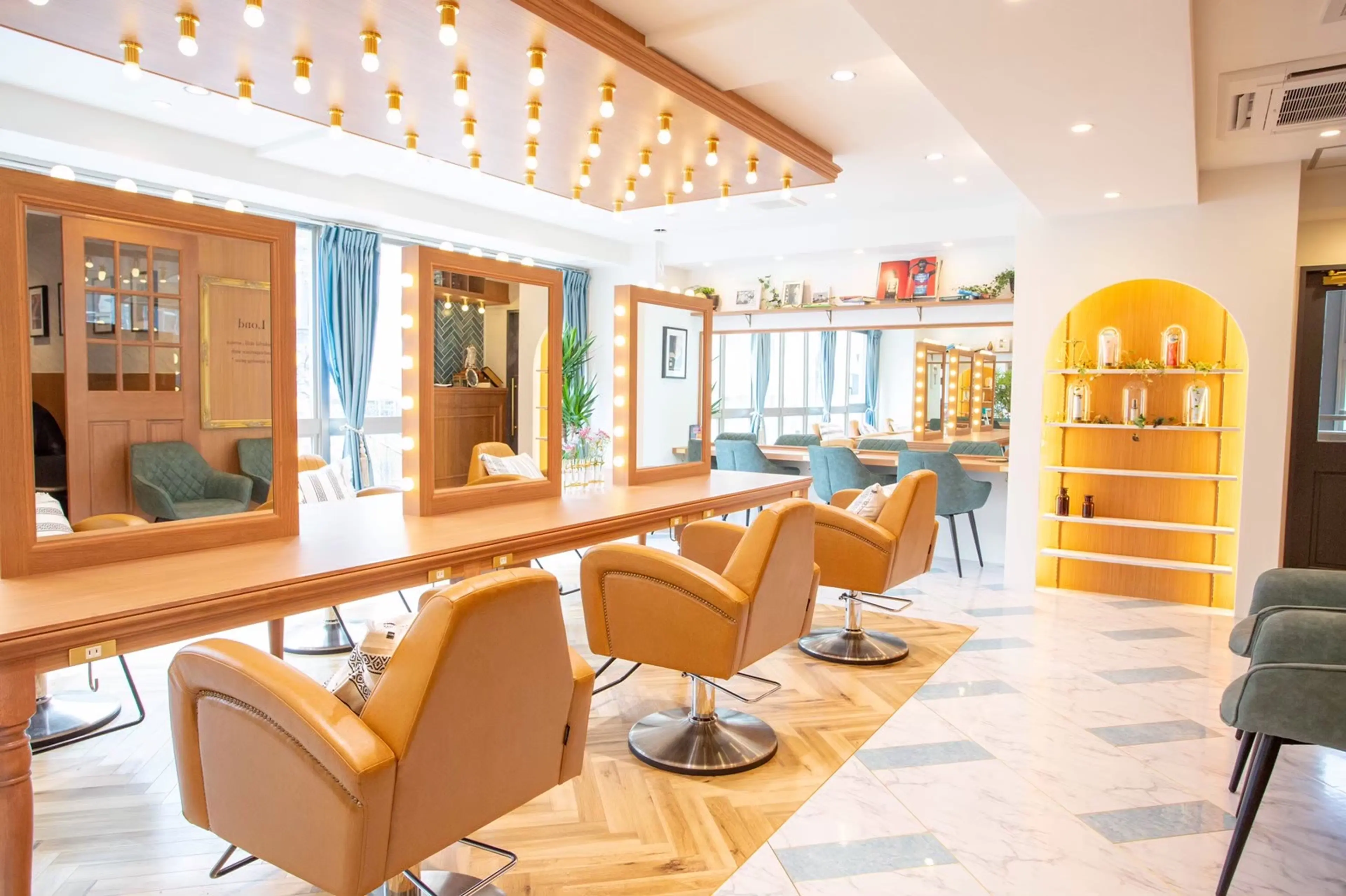 ロンドパルティールの内観・外観2