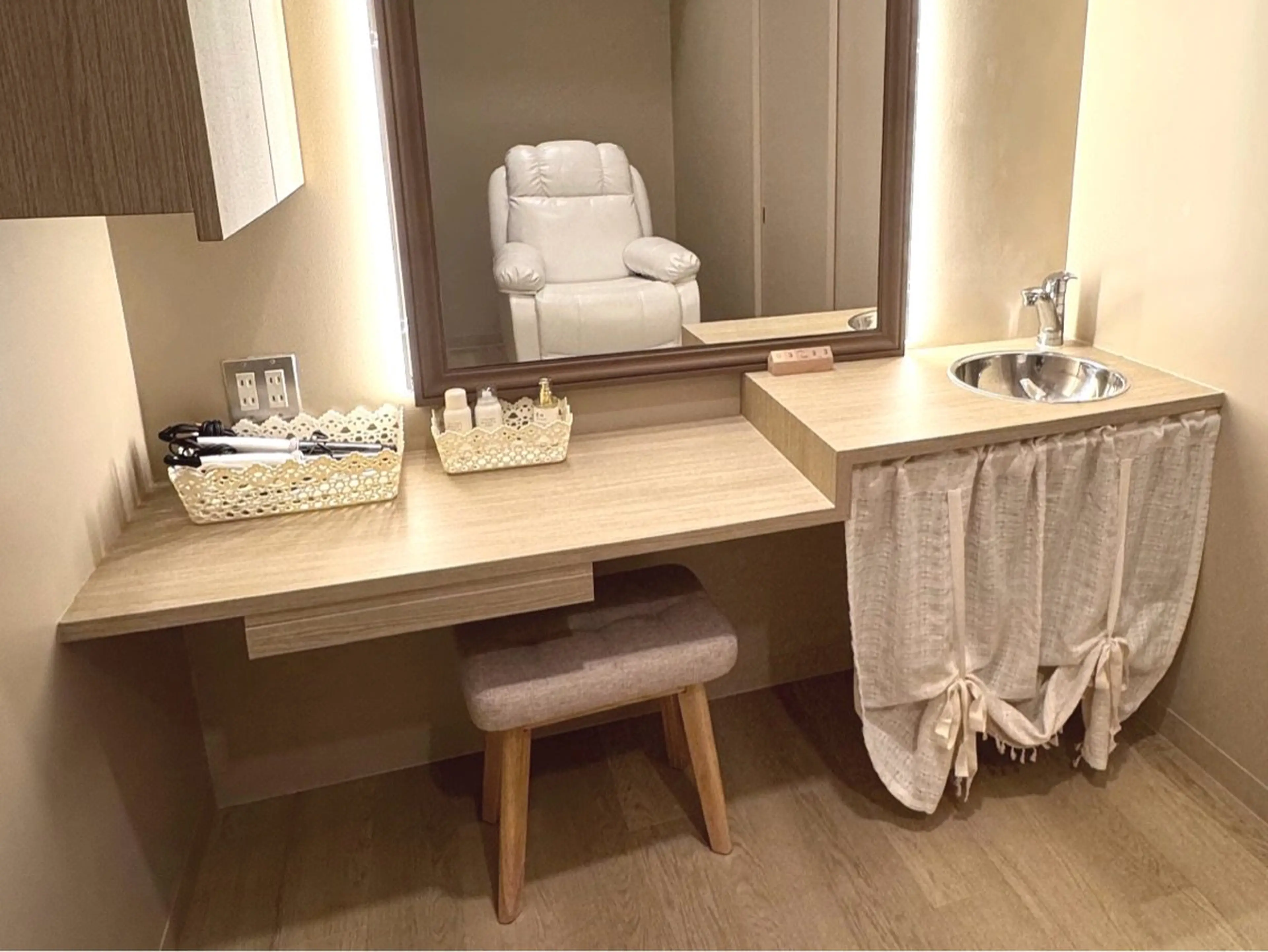 eyelash salon creaの内観・外観2