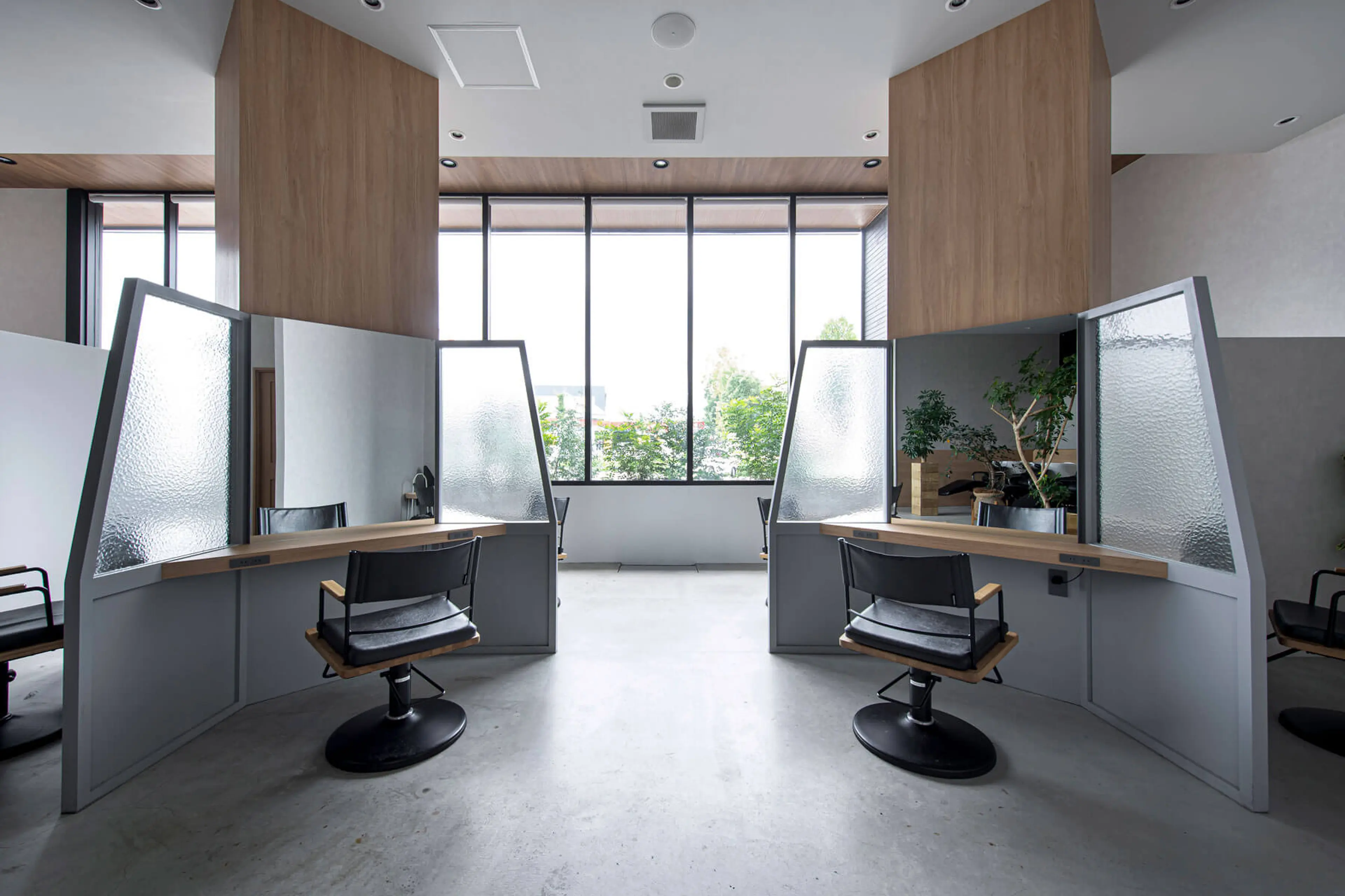 EARTH coiffure beaute 笛吹店の内観・外観2