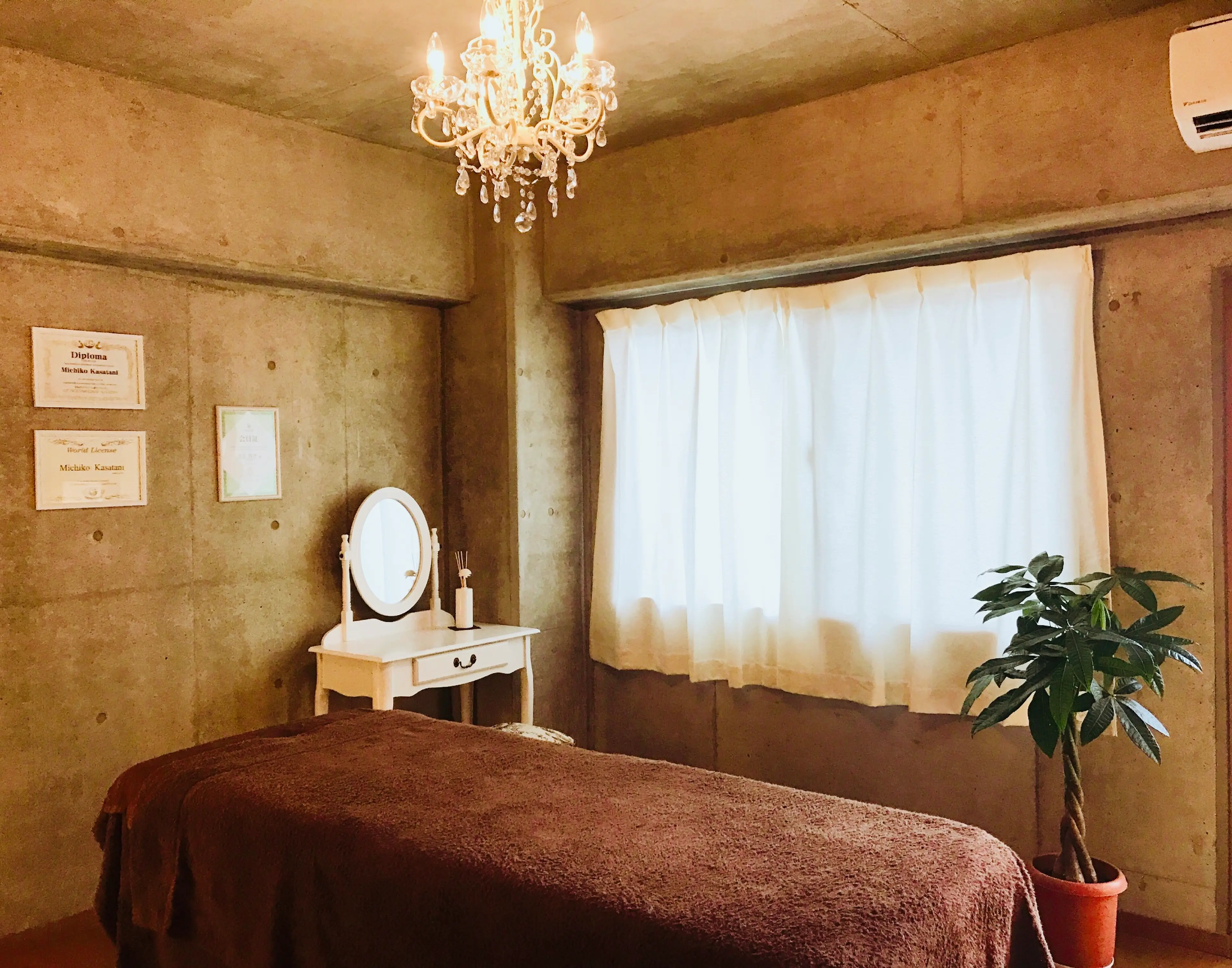 JEILの内観・外観1