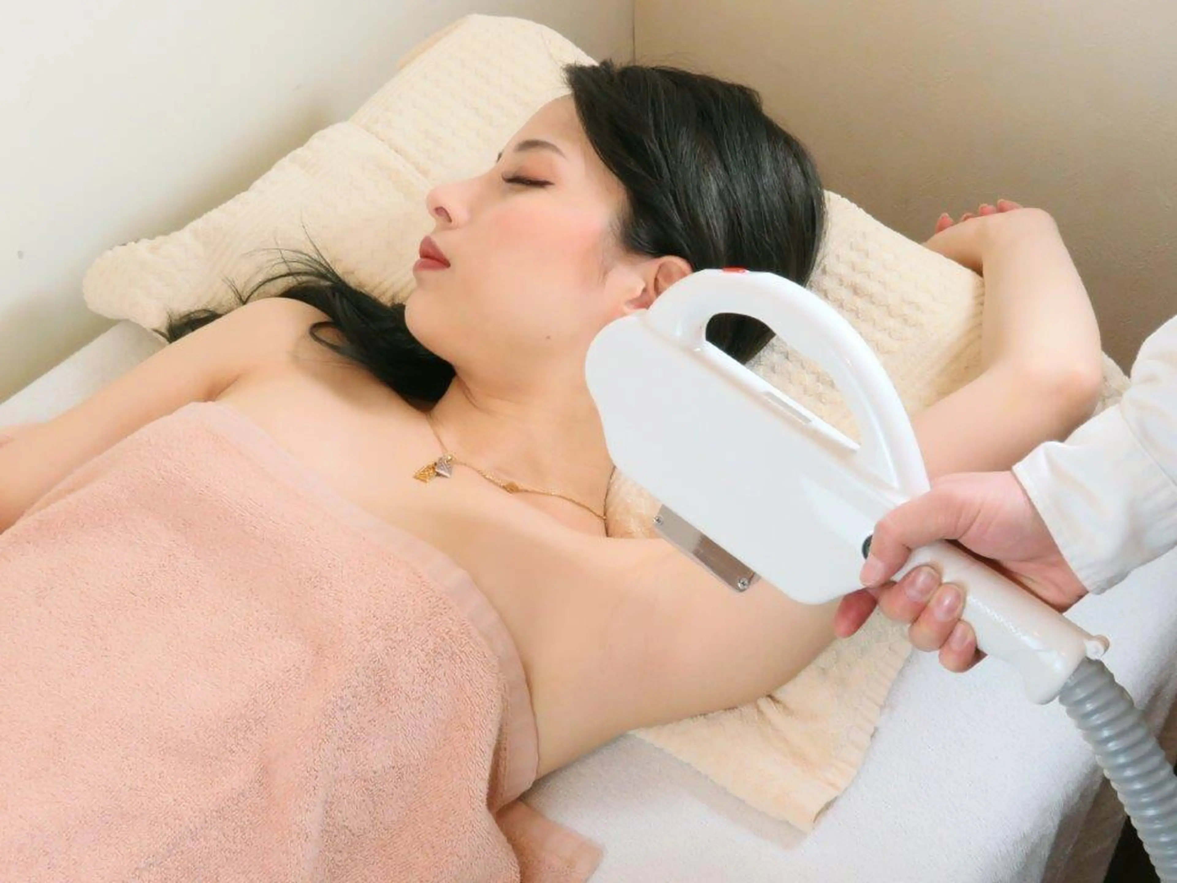 MIRAC脱毛サロンの内観・外観2