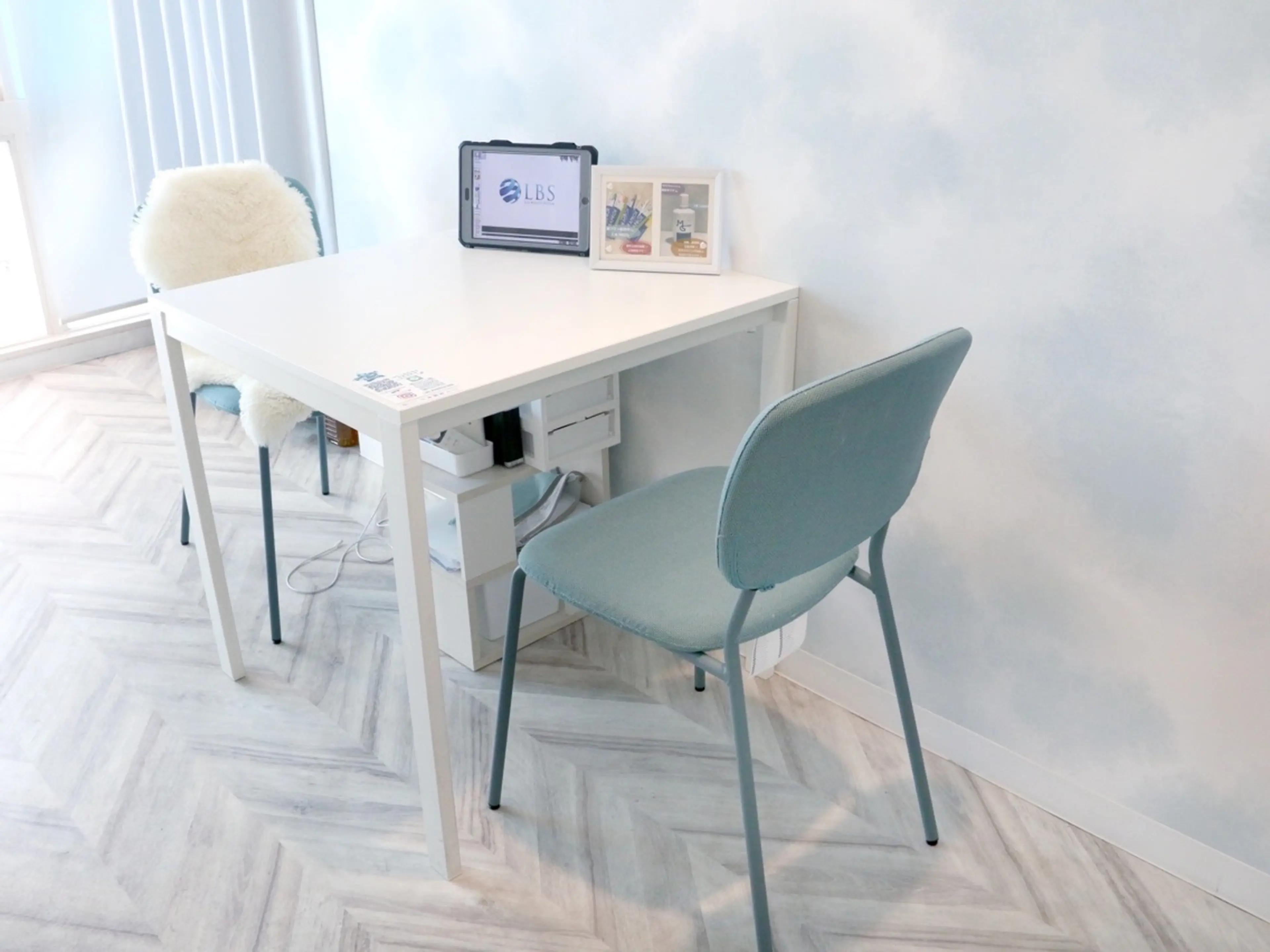 LBSホワイトニング南船場店の内観・外観3