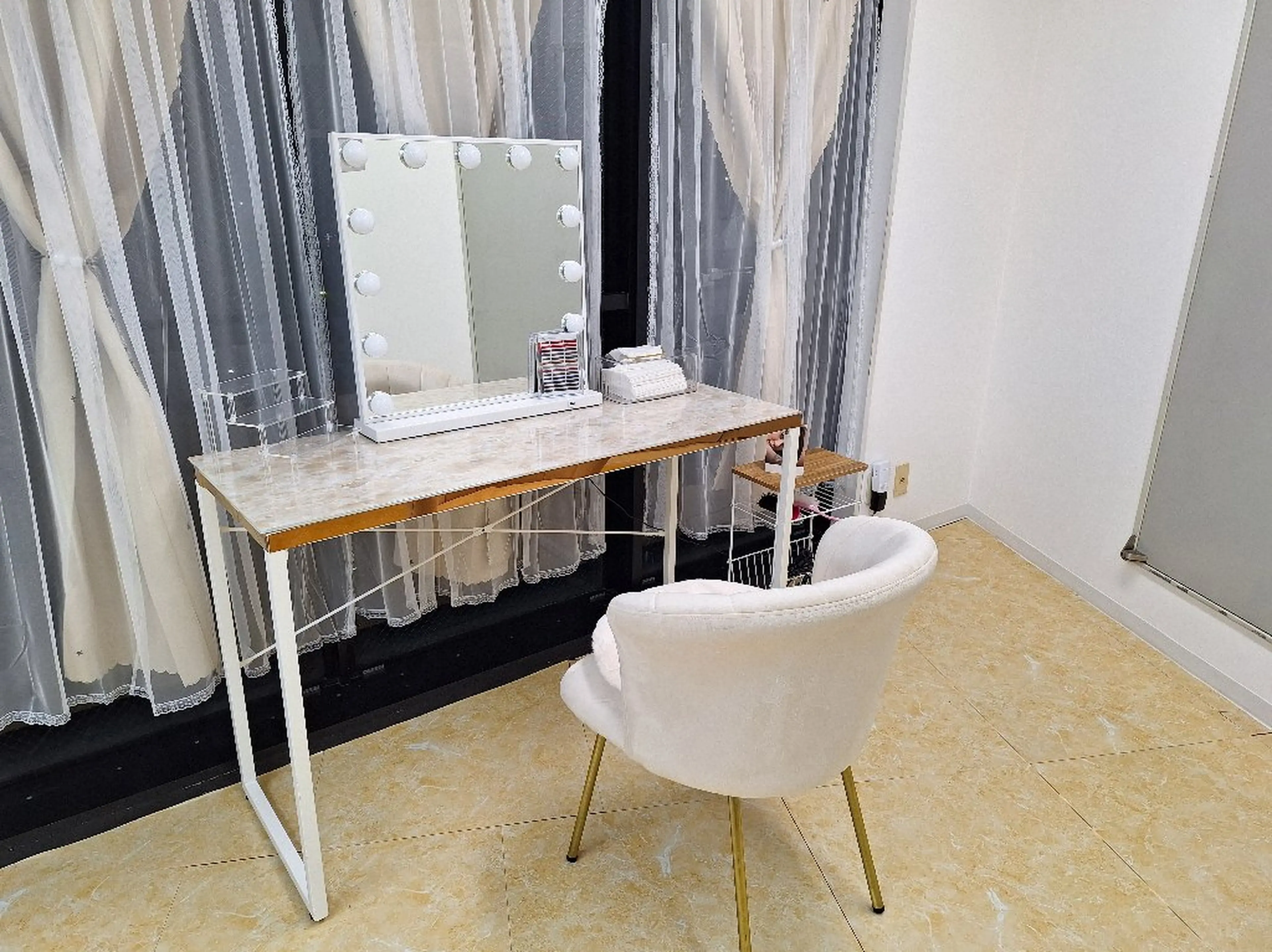 LIKO～eyelash&eyebrowの内観・外観2