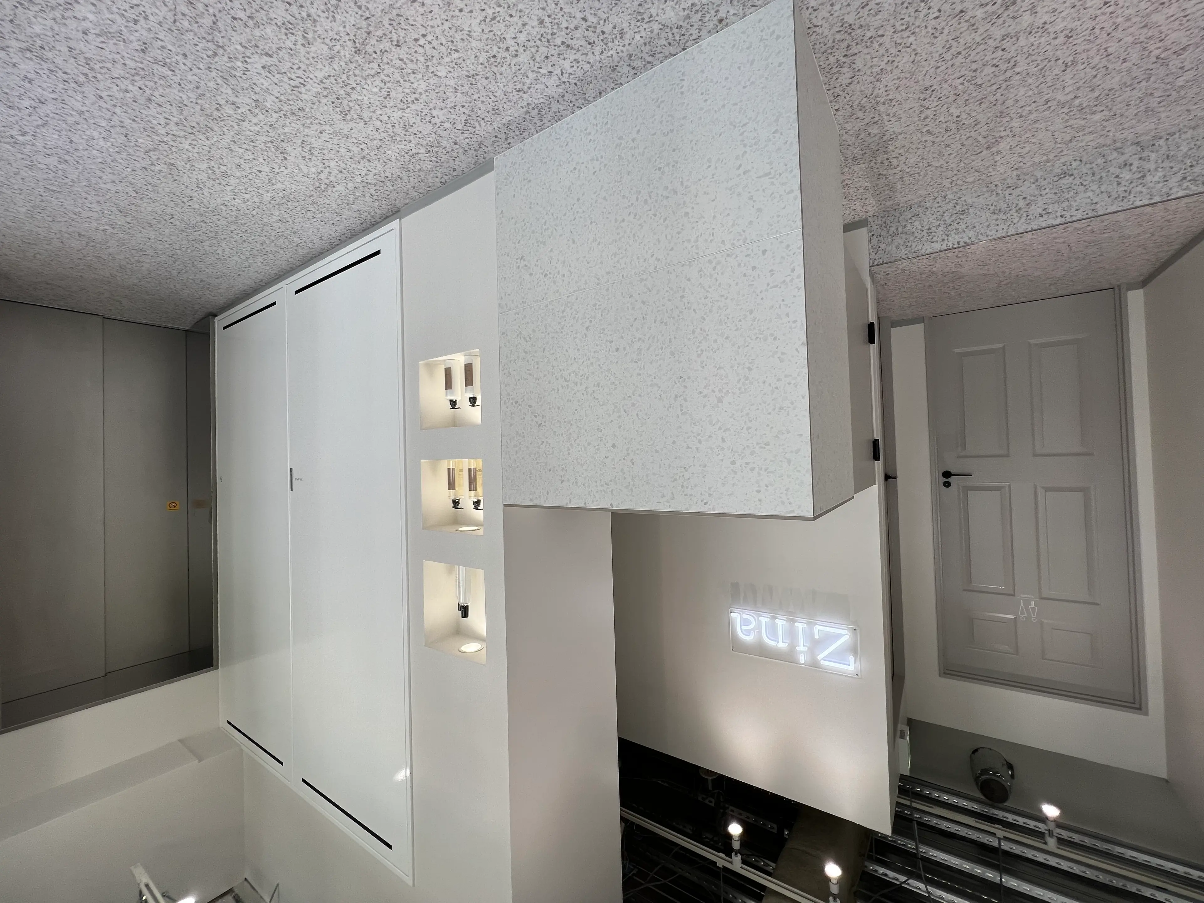 全席個室美容室 Zina 大阪茨木 髪質改善＆トリートメントの内観・外観2