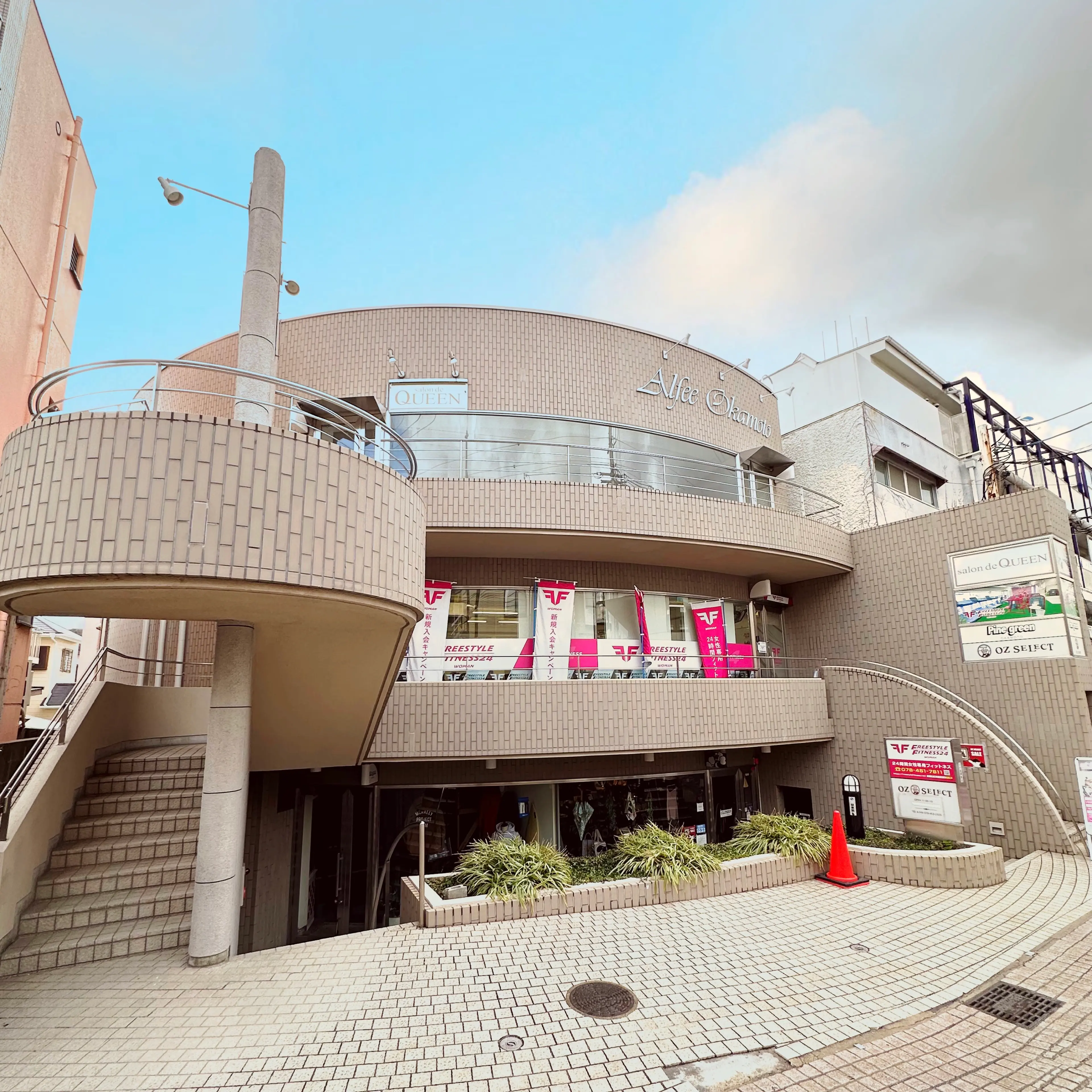 ioe岡本の内観・外観3