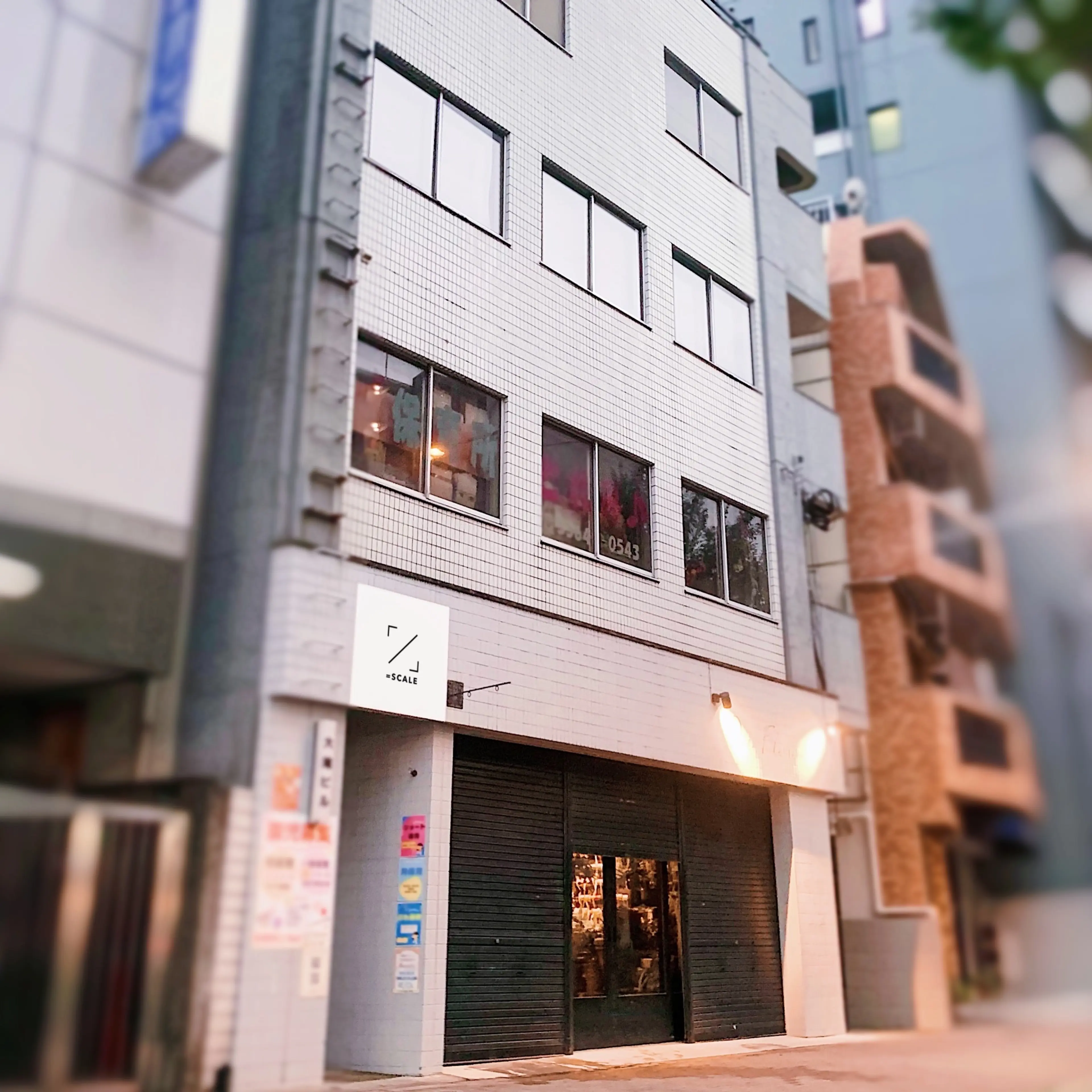 =SCALEの内観・外観2