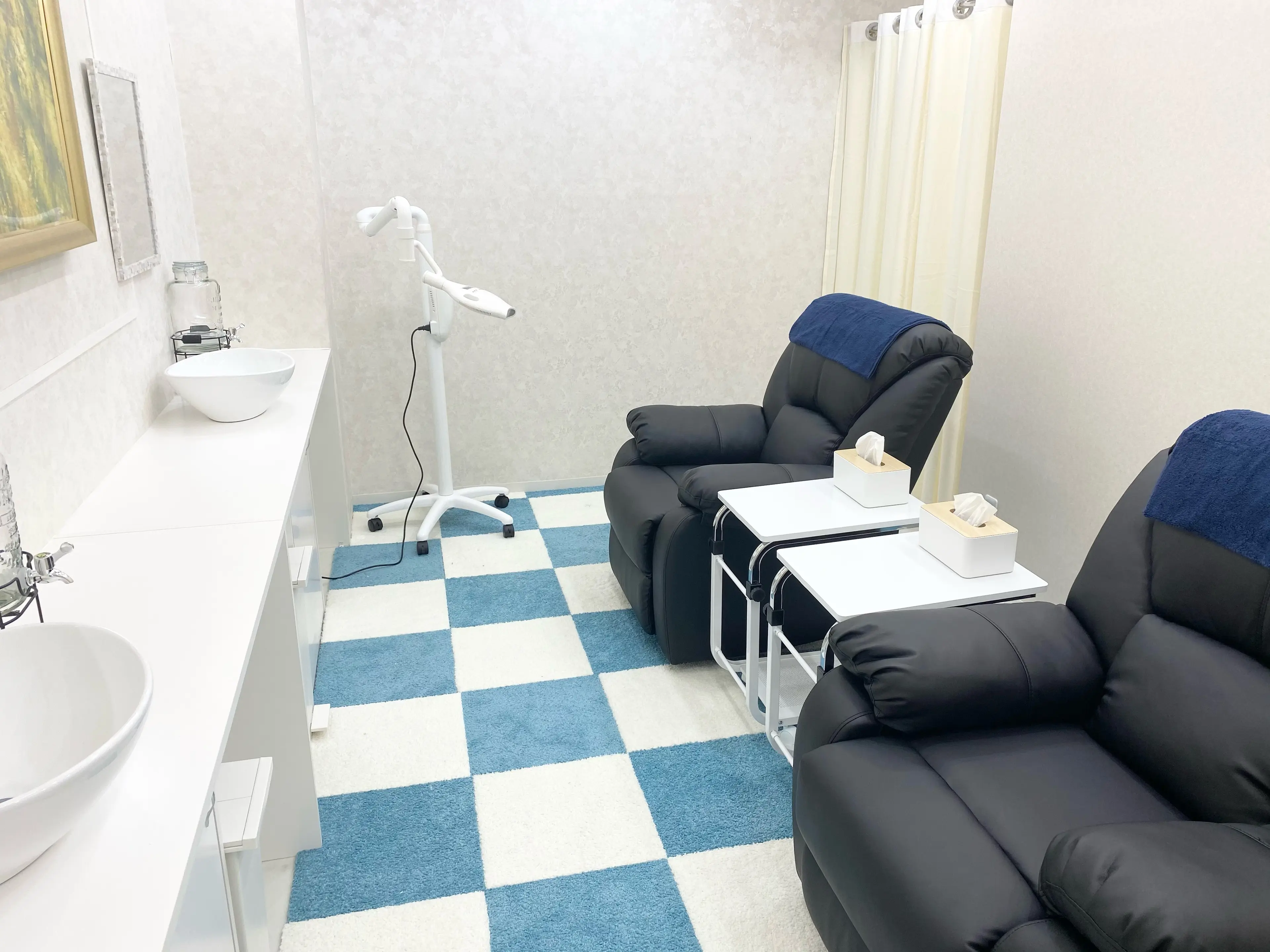 ティンクルホワイト成田店の内観・外観1