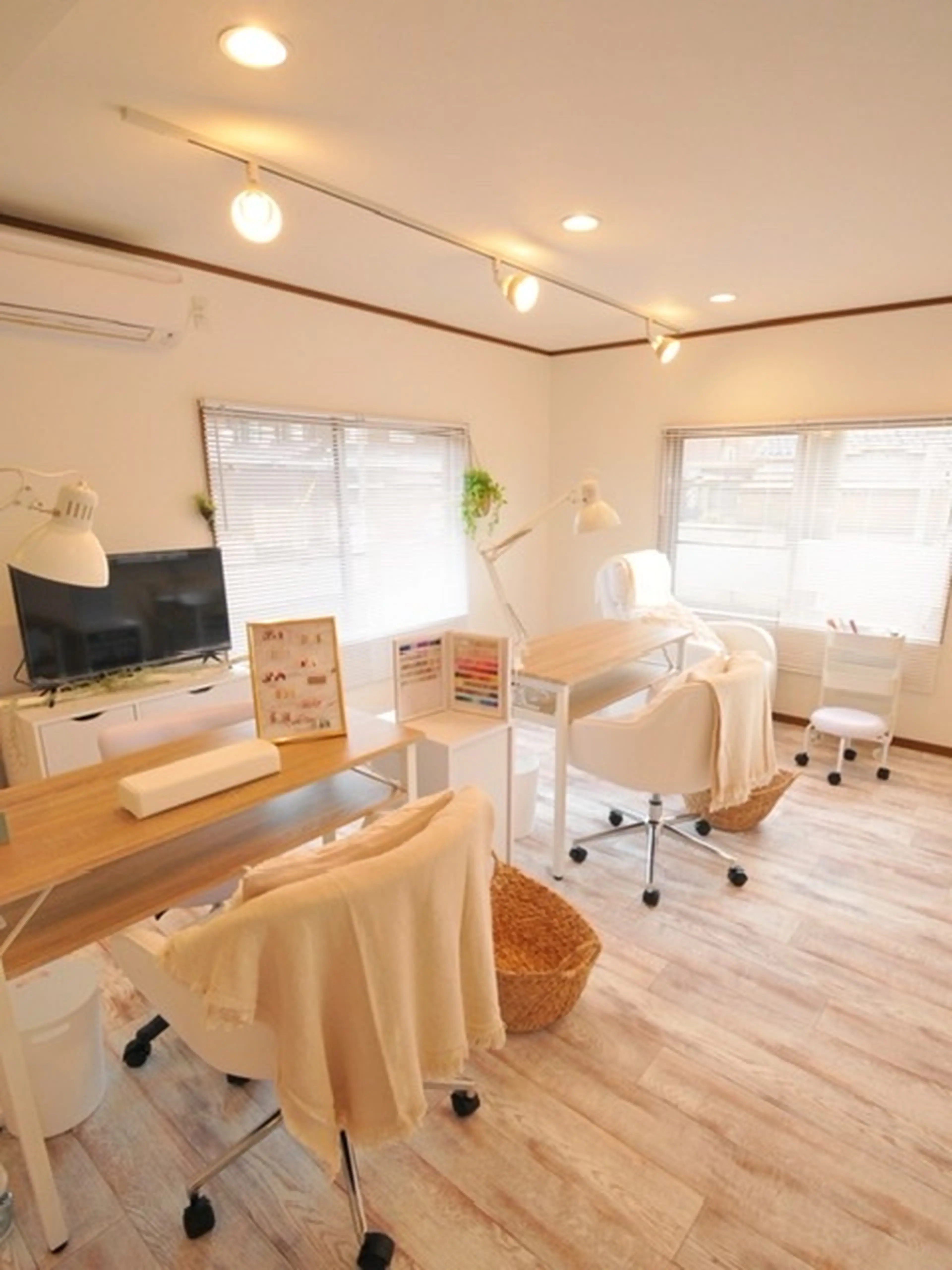 eim  eye&nailの内観・外観1