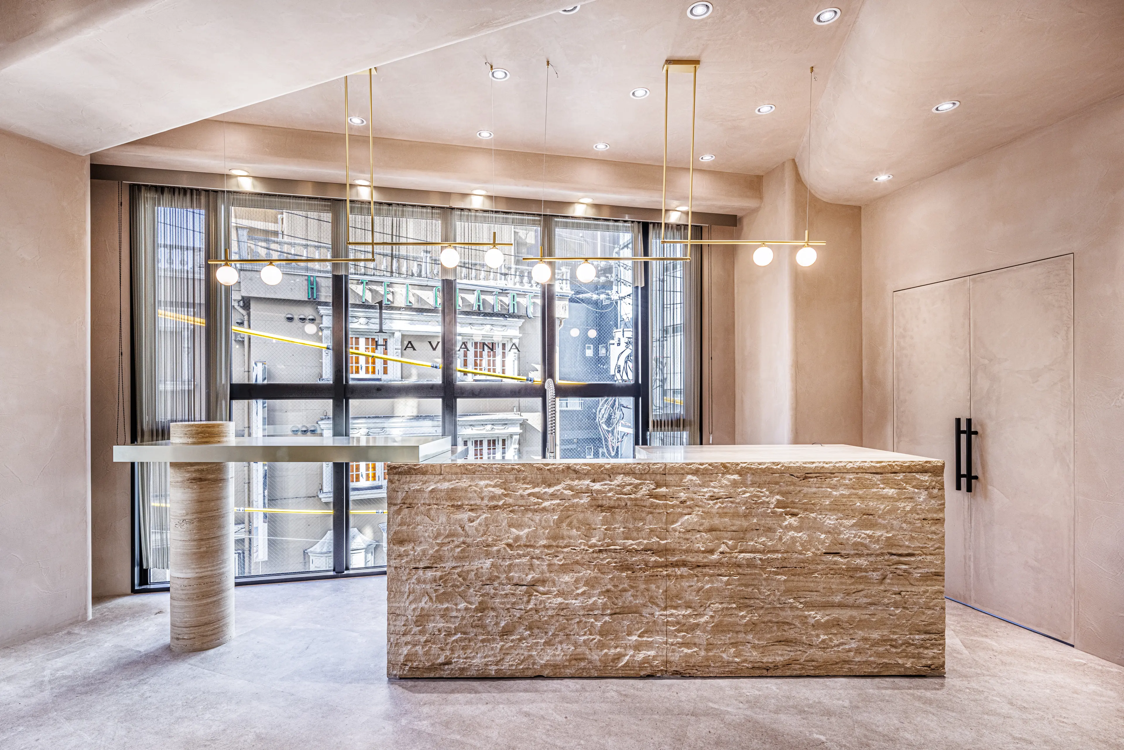 1 HAVANAの内観・外観2