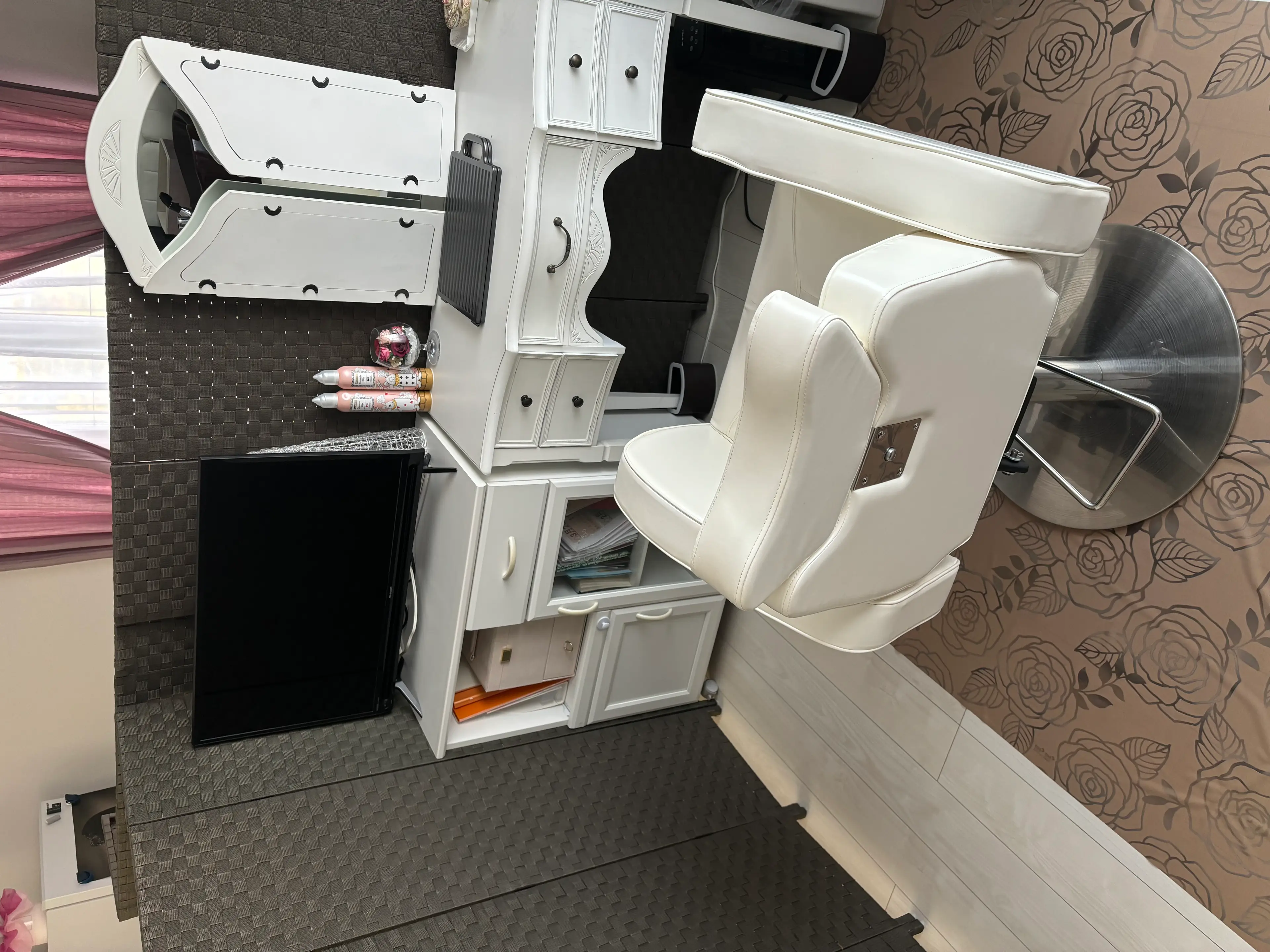 Beauty Salon  Roseの内観・外観2