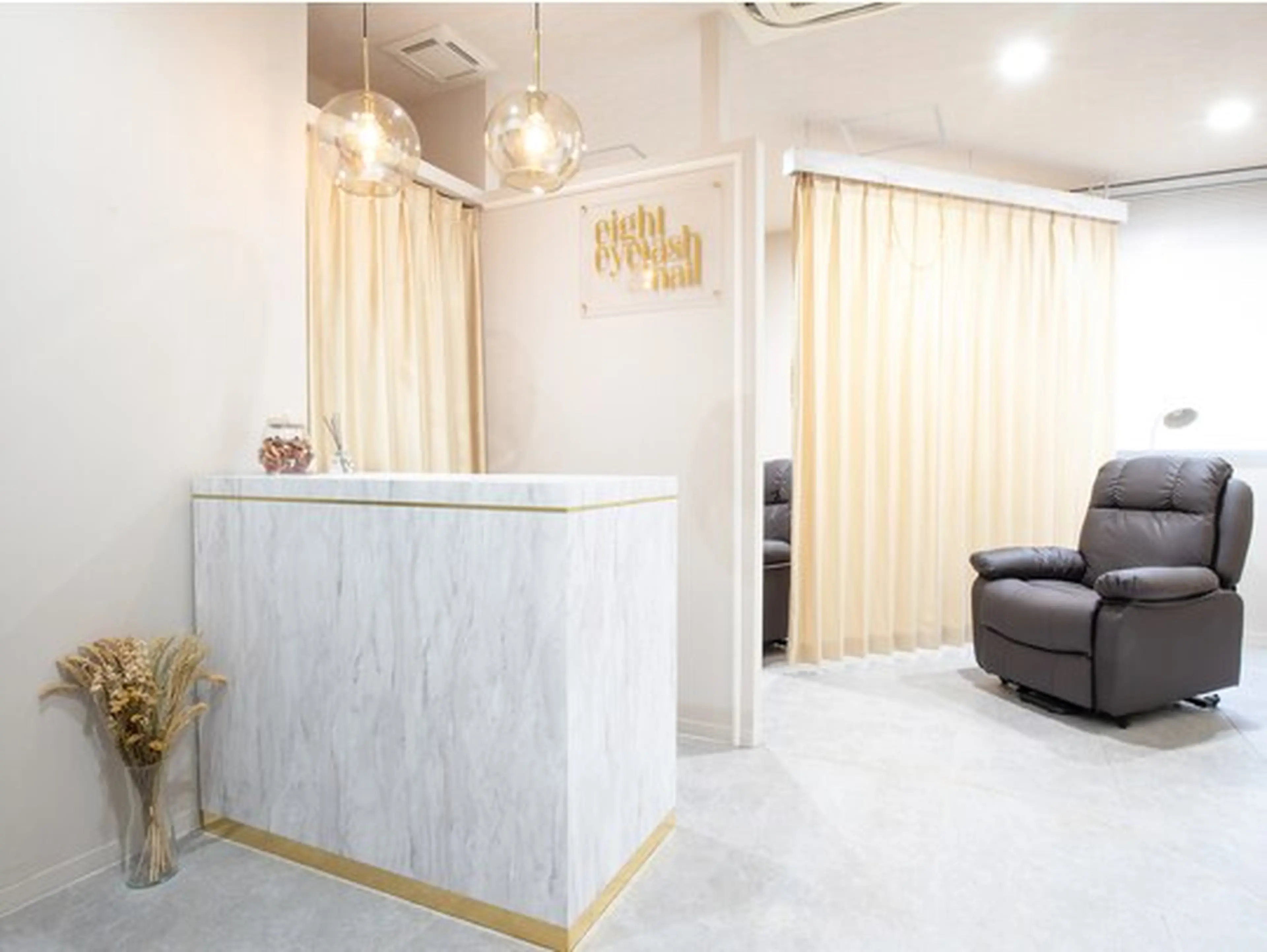 eight eyelash&nail 大宮店の内観・外観2