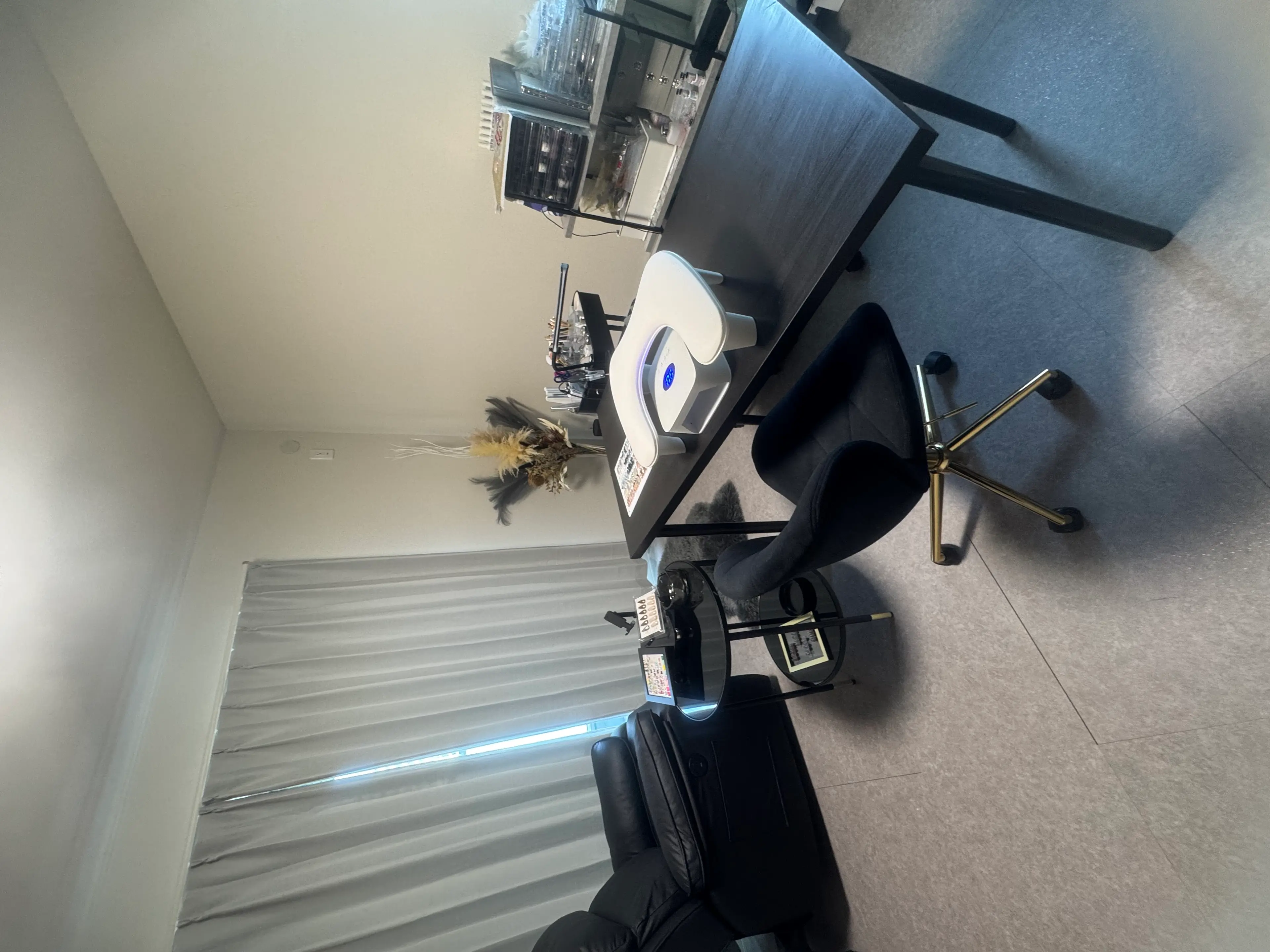 nail salon Veldaの内観・外観1