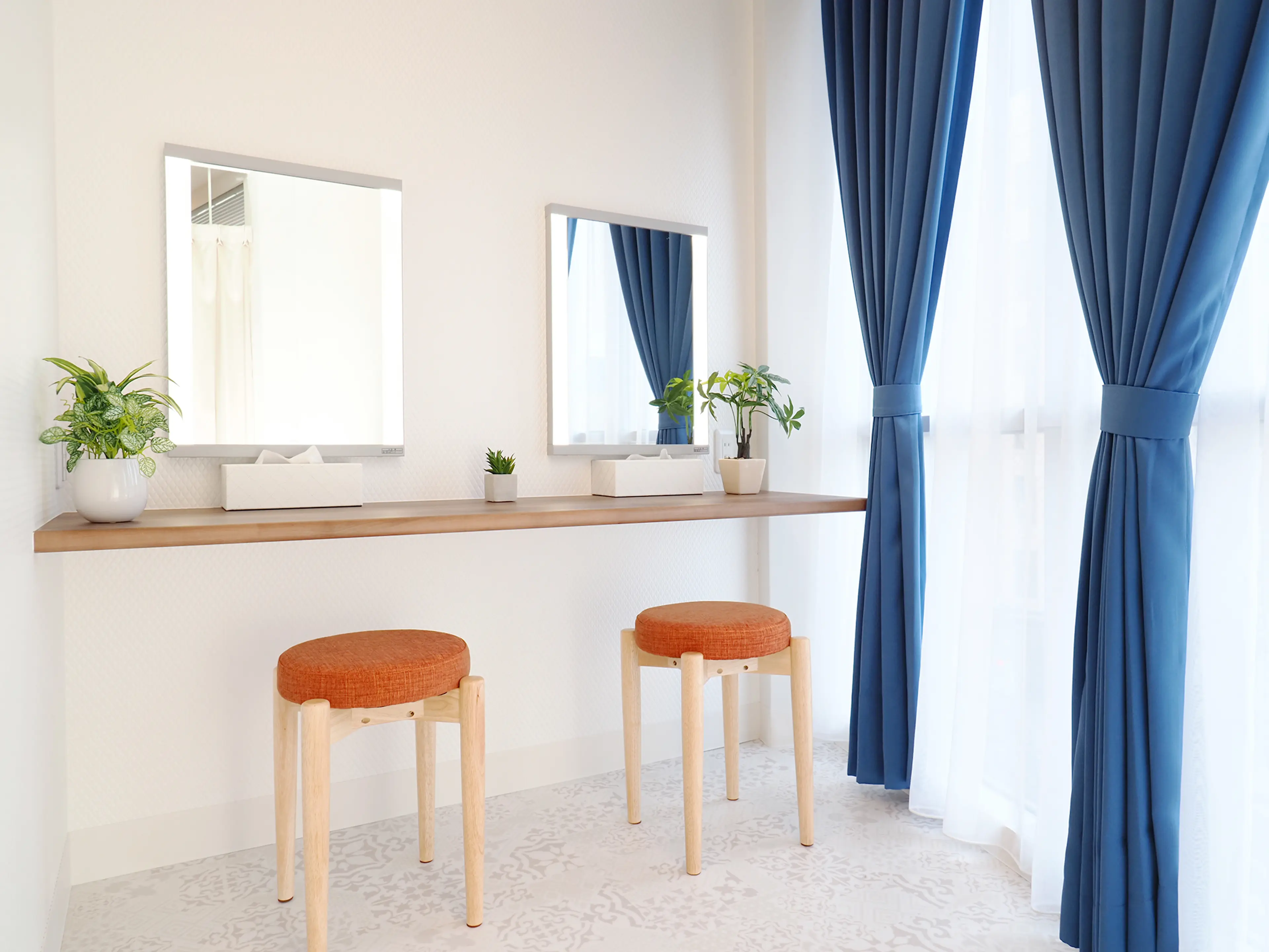 nicott lash大阪駅前第2ビル店の内観・外観3