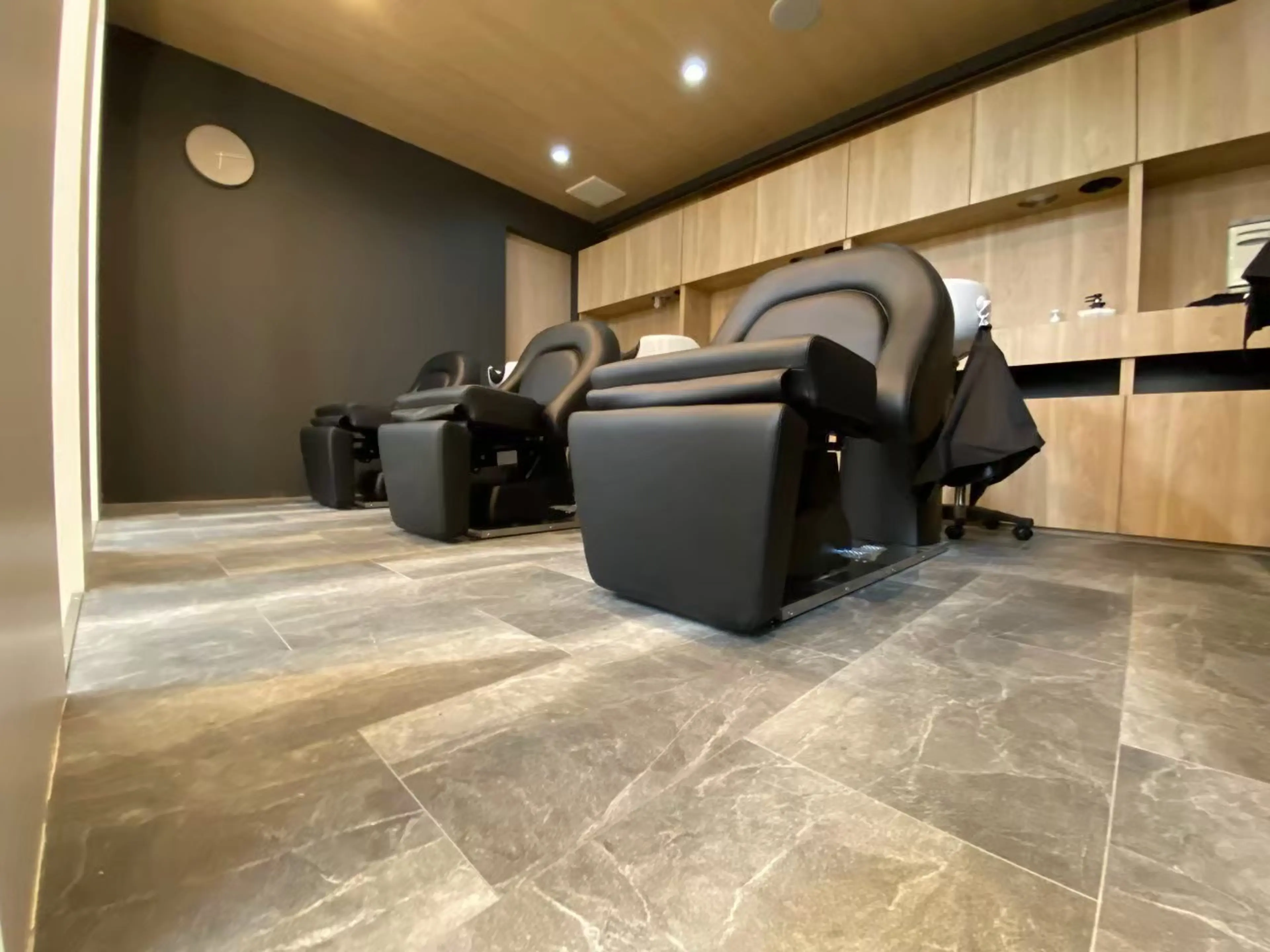 tocca hair&treatment　船橋北口店の内観・外観3