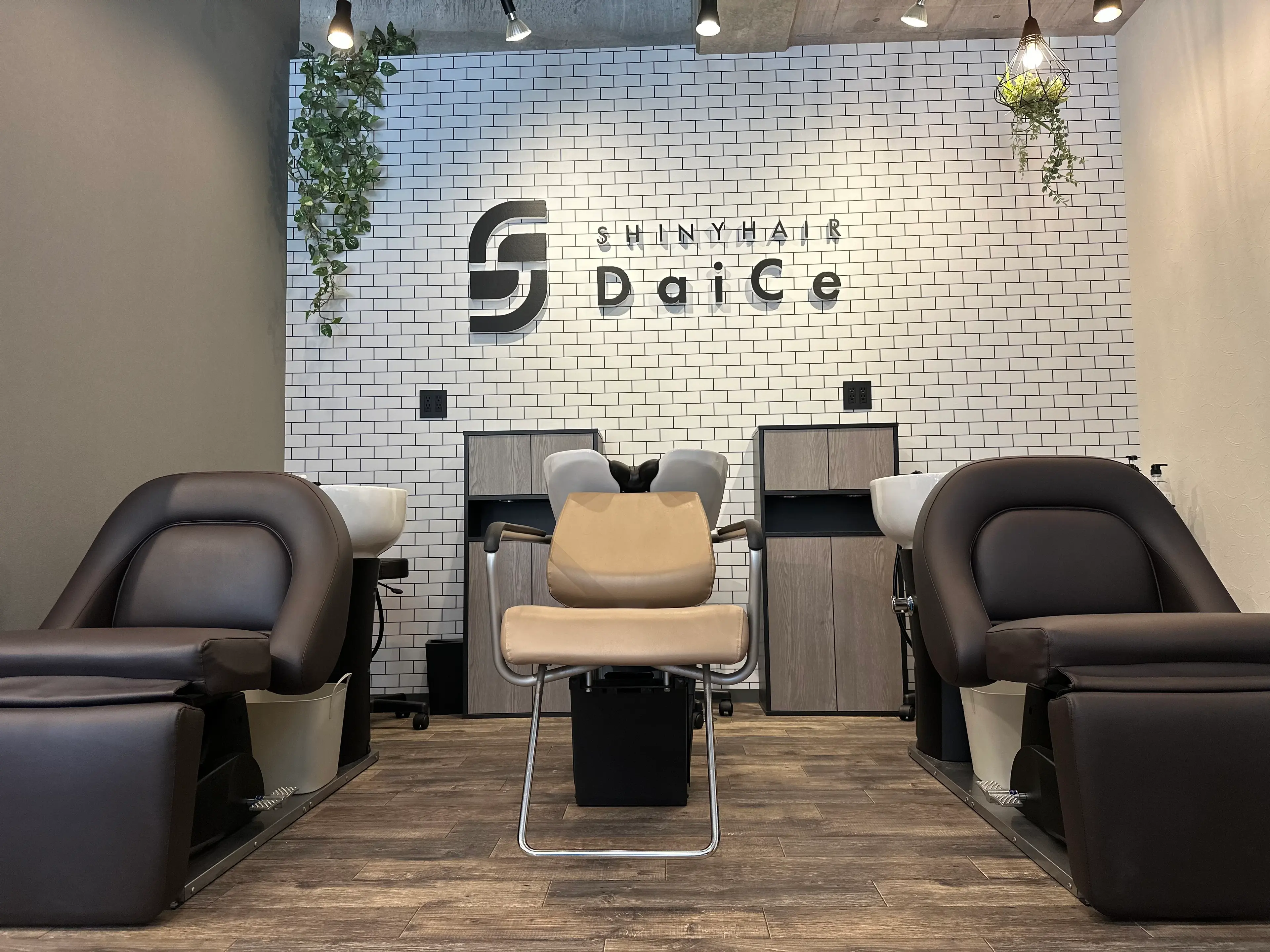 SHINY HAIR DaiCeの内観・外観2