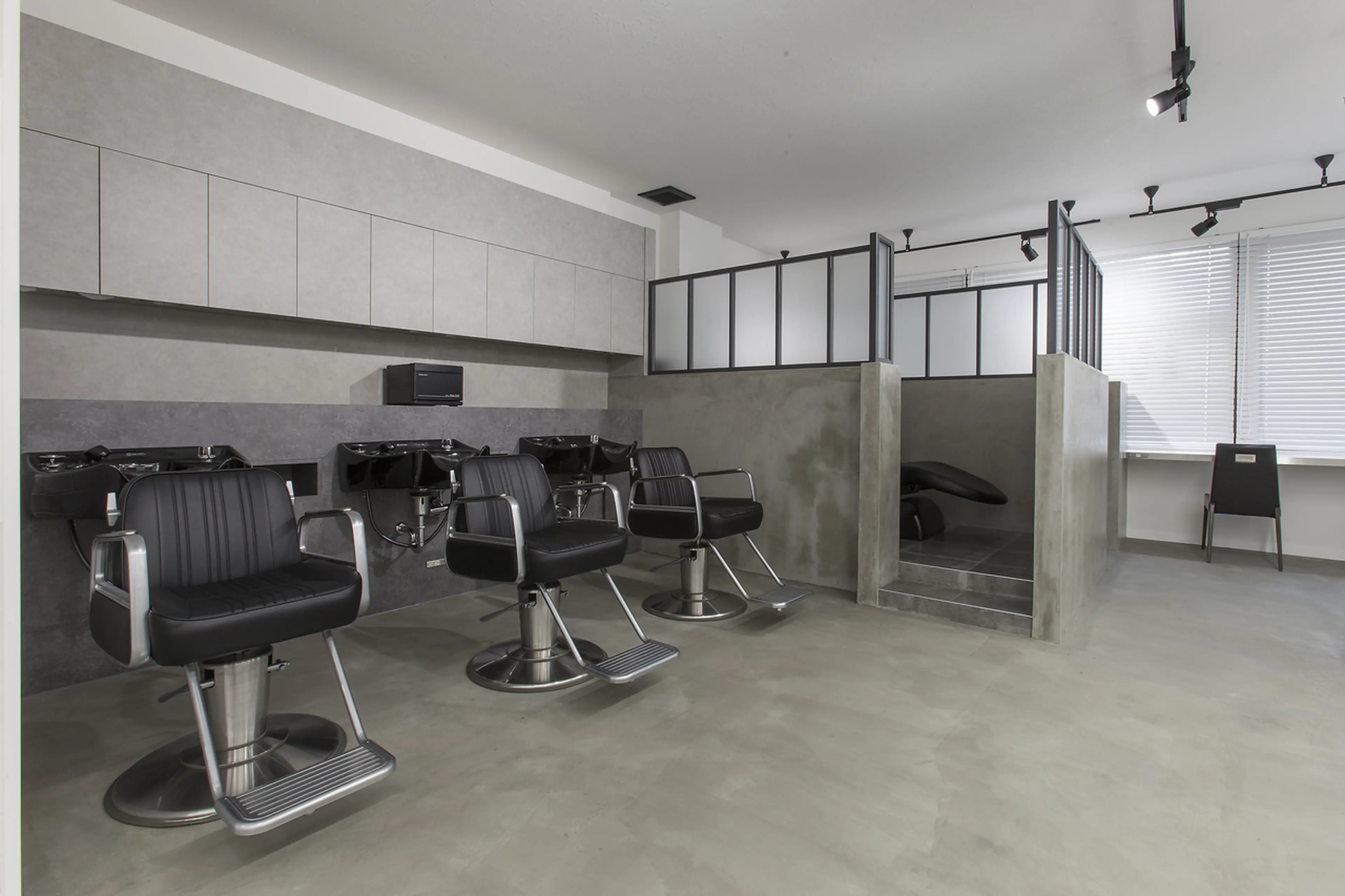 WARP by KENJE　青葉台の内観・外観2