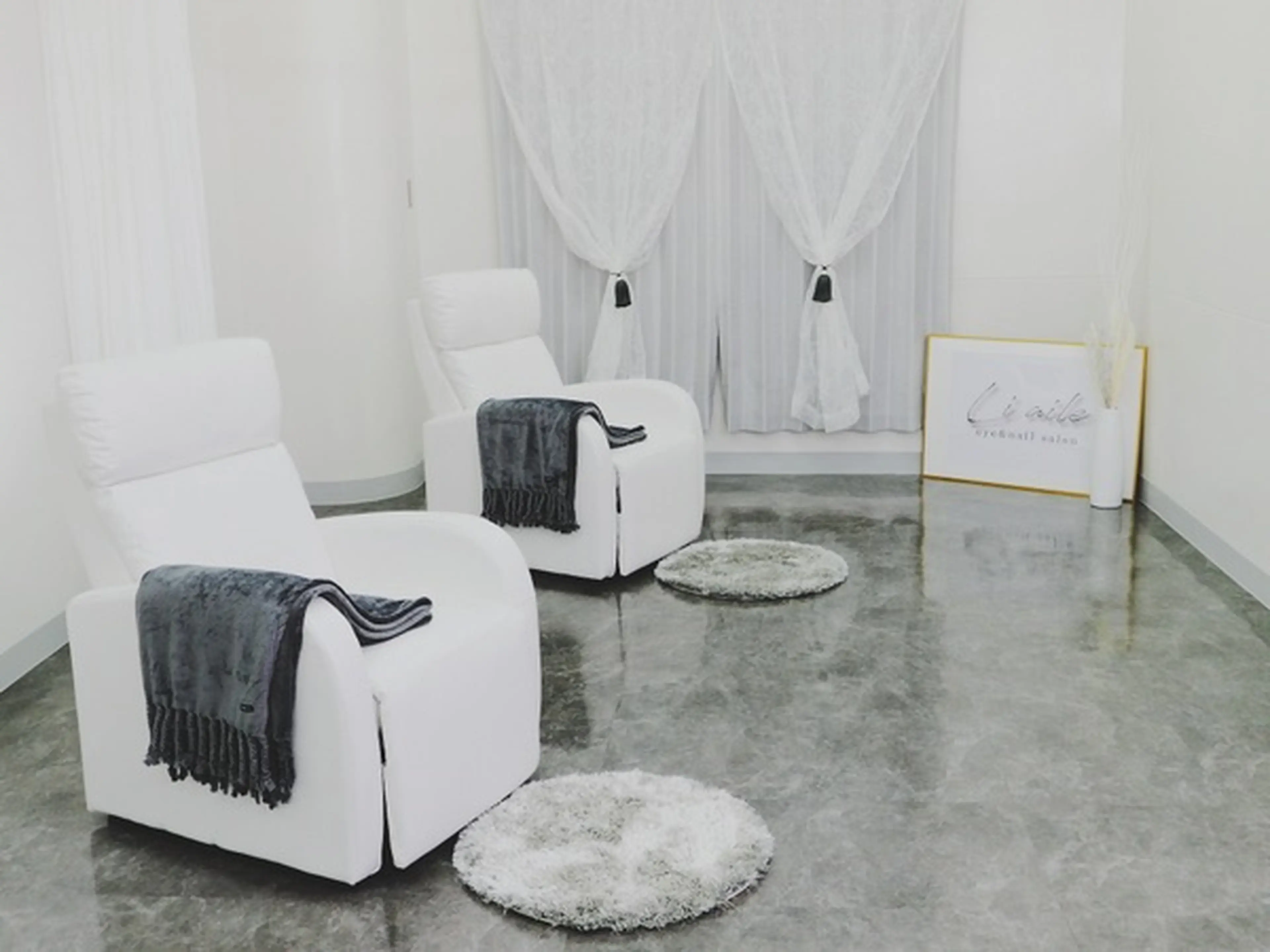 Li aile eye&nail 野田阪神店の内観・外観1