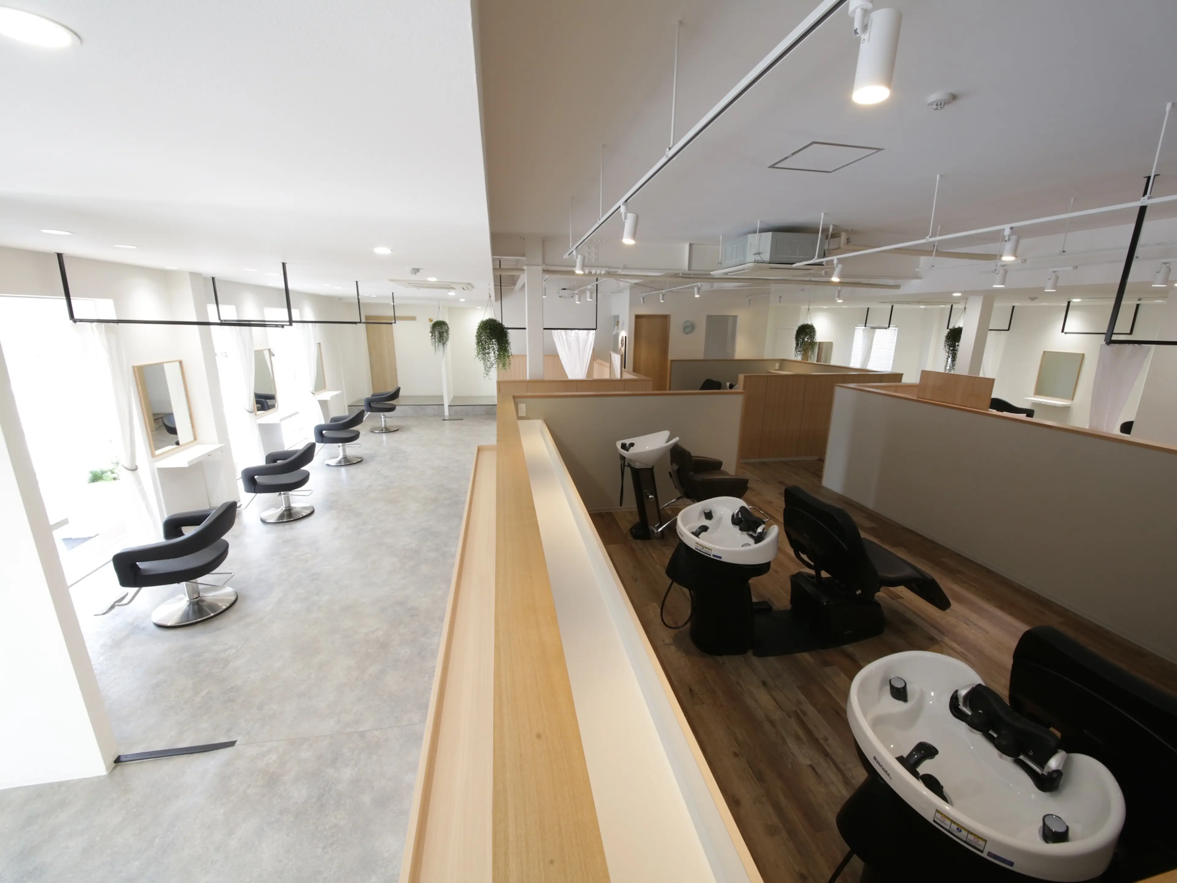 r'e blancの内観・外観2