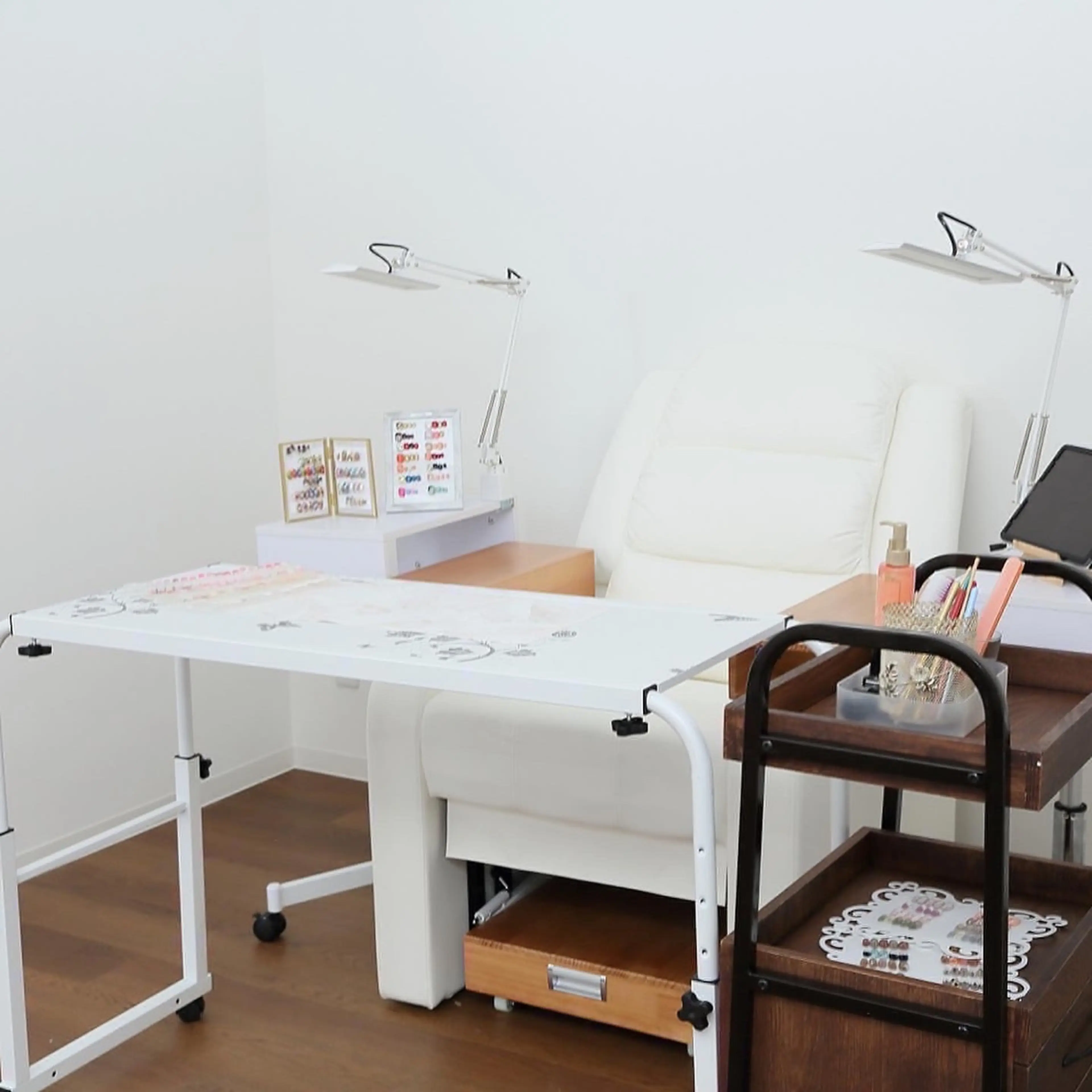 NAIL&HIFU N-STYLEの内観・外観2