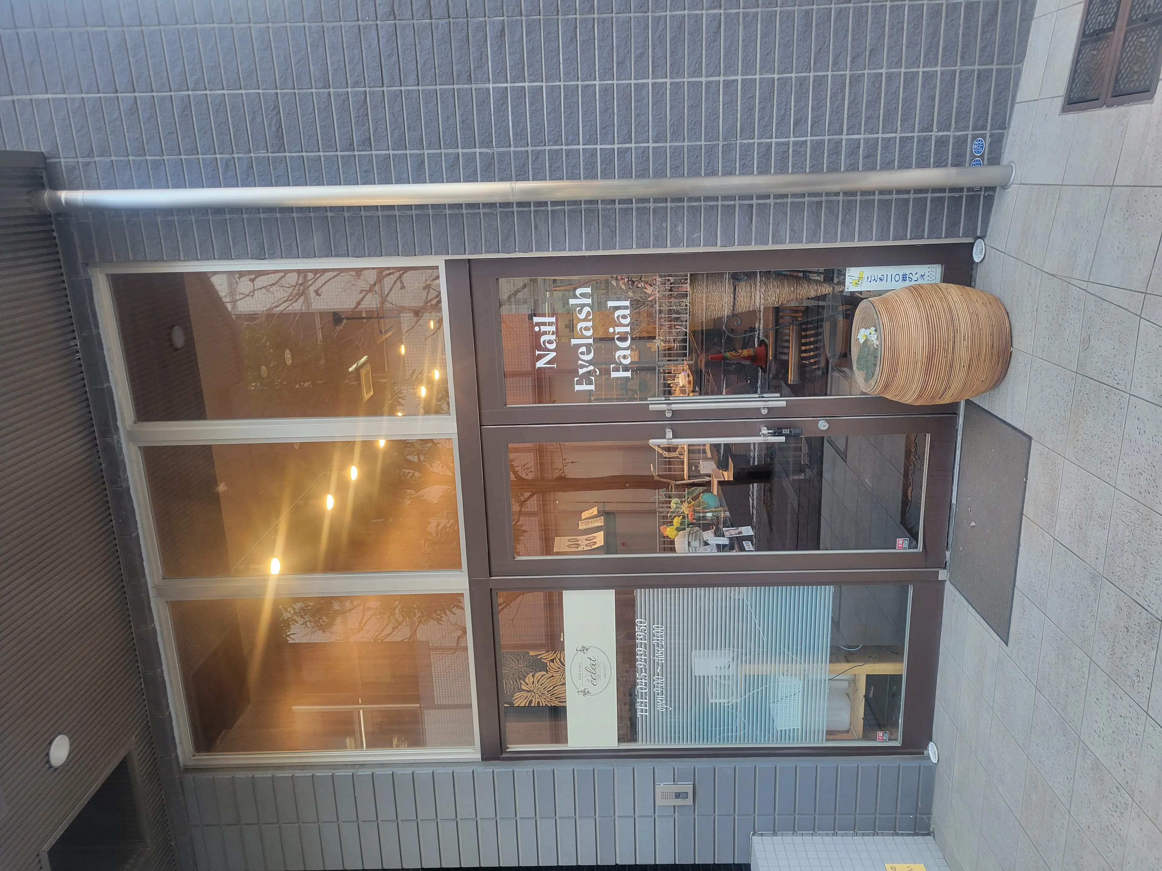 nailsalon LEGAOSの内観・外観1