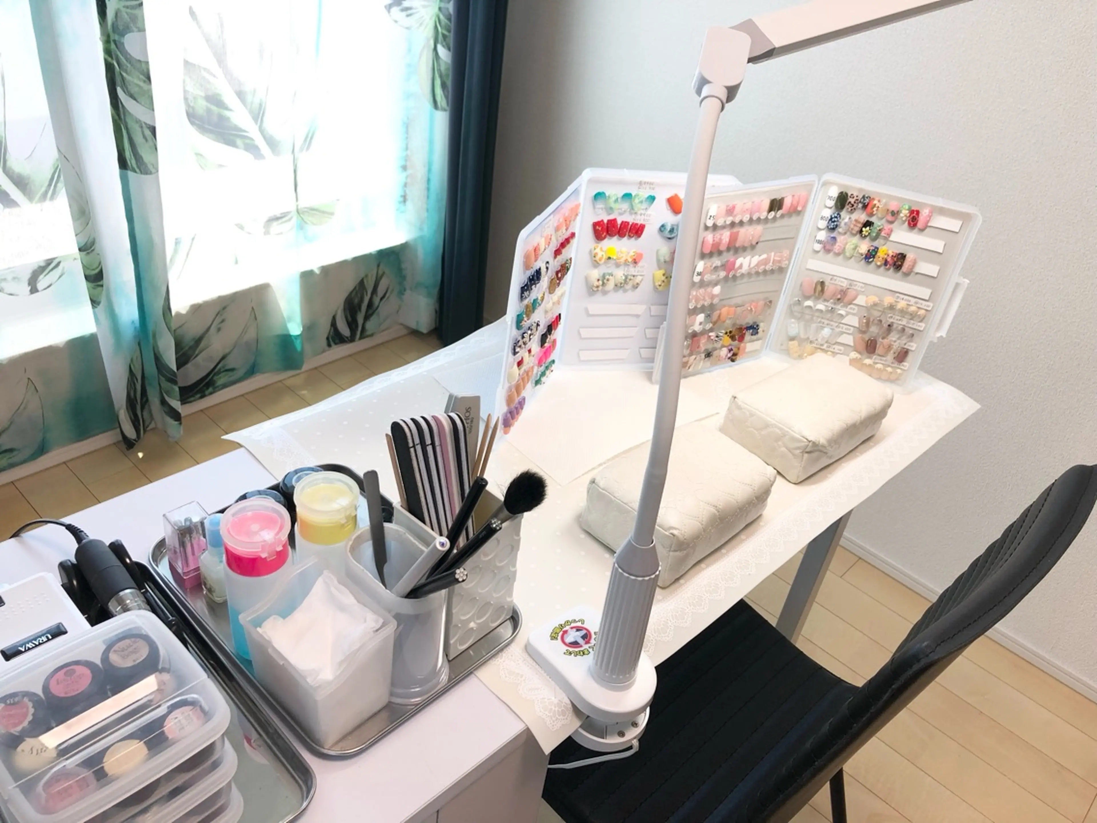 Eye nailの内観・外観2