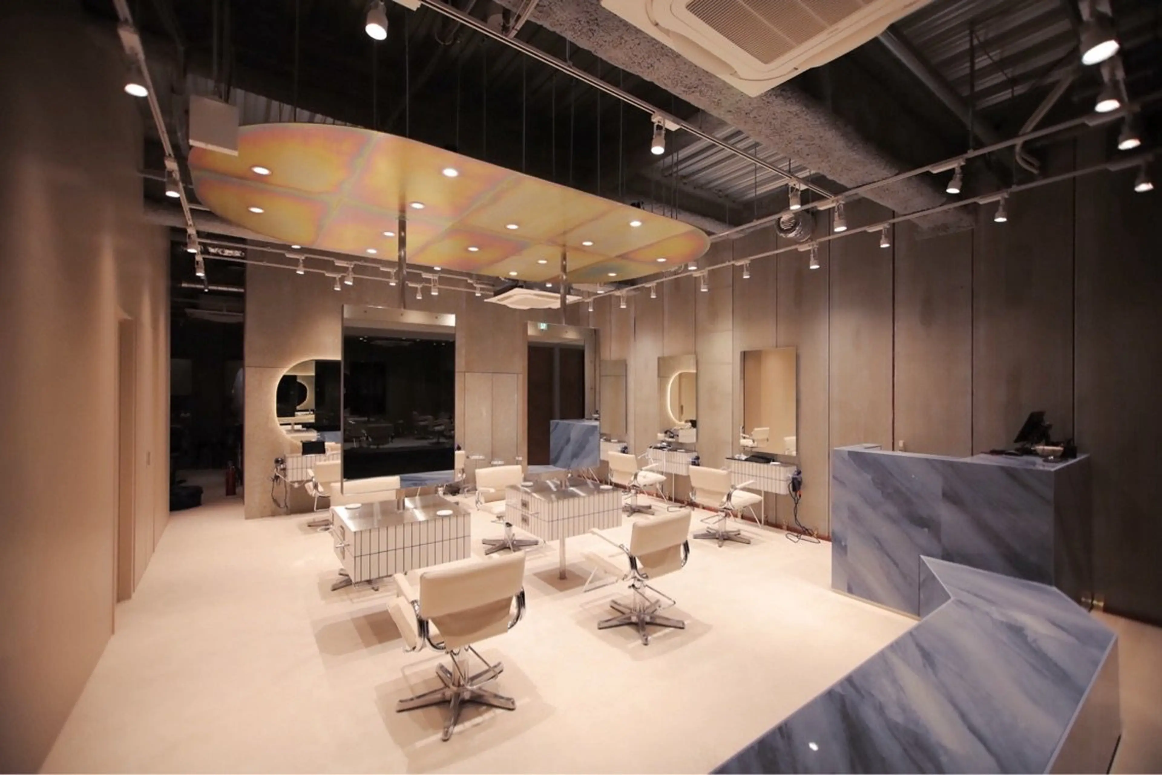 FILMS 大阪本町の内観・外観3