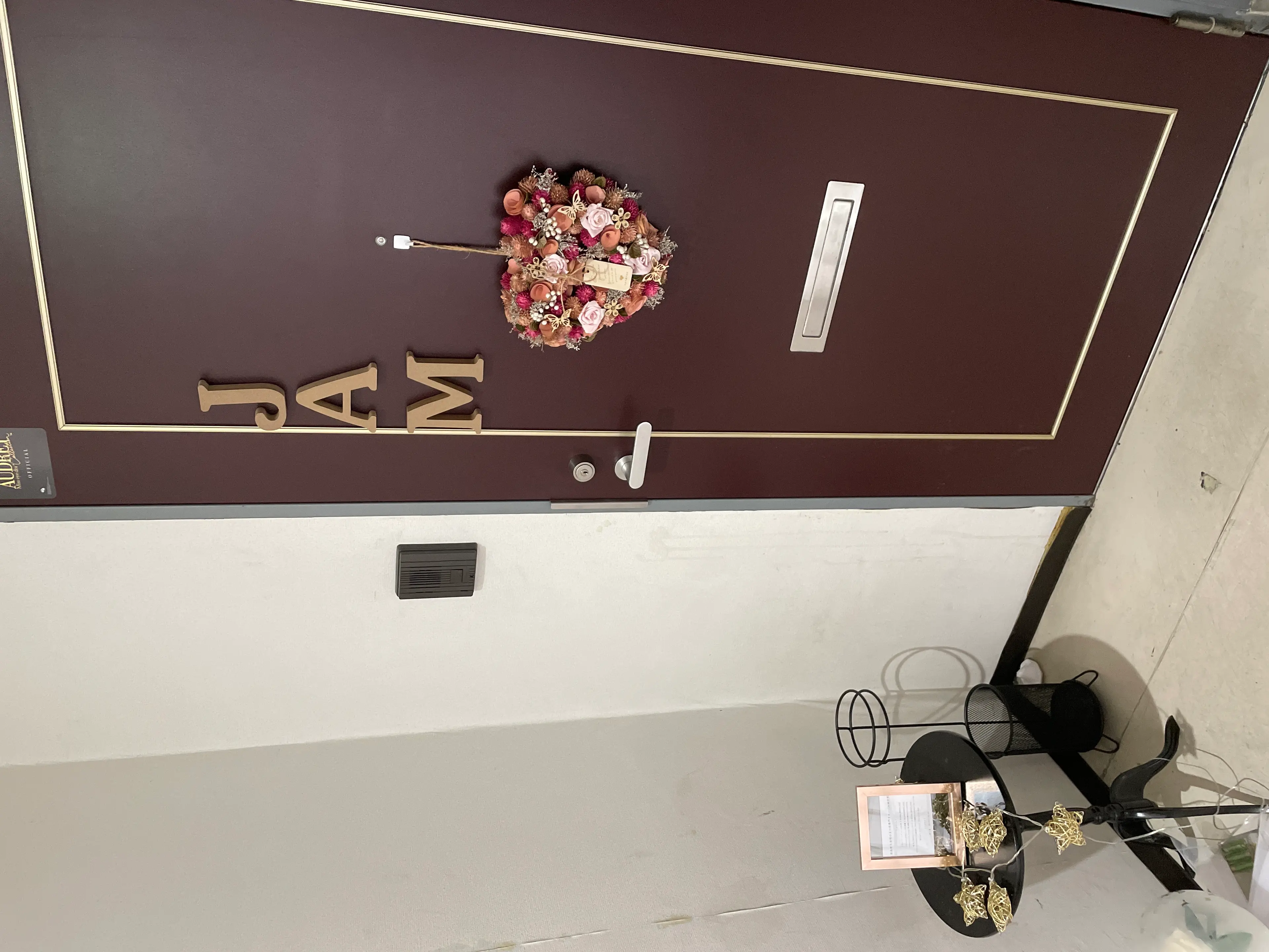 JAMの内観・外観2